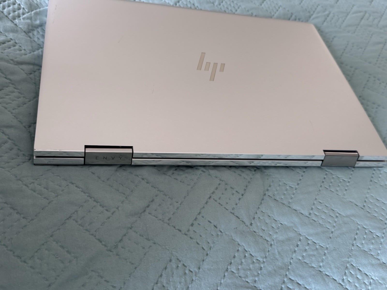 HP Envy x360 15.6″ Touch 2-in-1 Laptop i5-8250U 12GB RAM 1TB HD Win 10