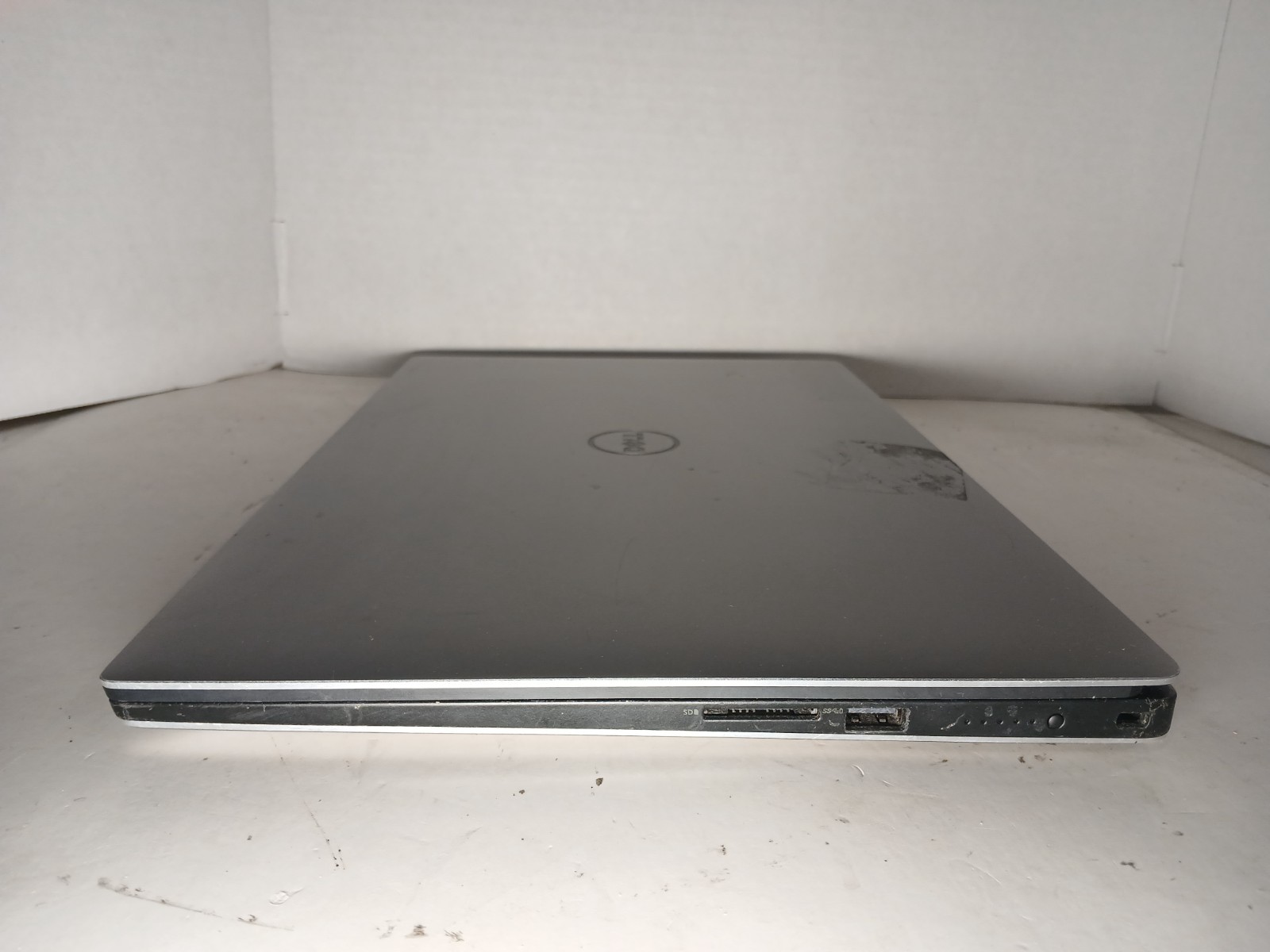 Dell Precision 5520 15.6″ Laptop i7-7820HQ 8GB RAM 256GB SSD Win11 M1200 #97