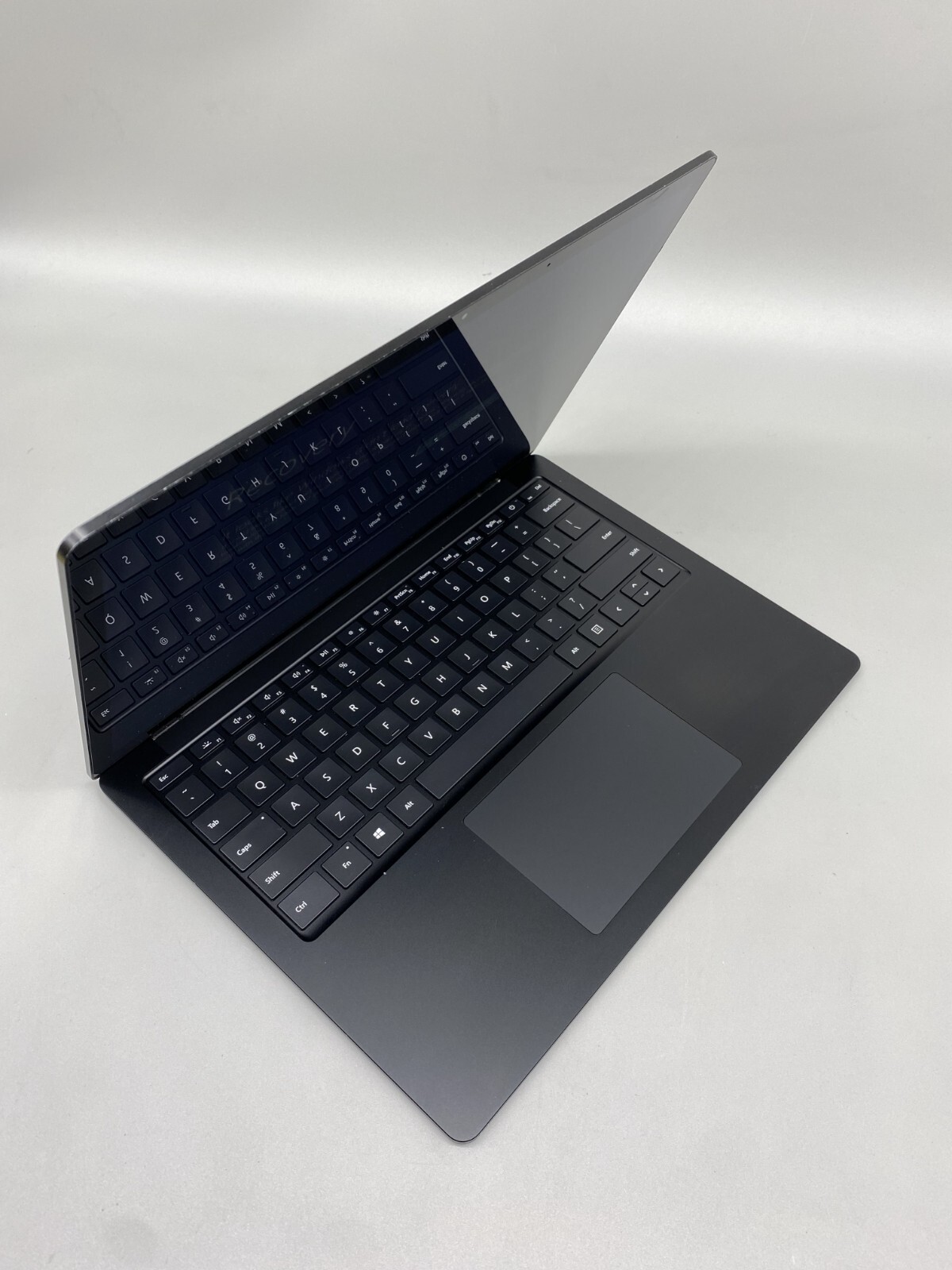 Microsoft Surface Laptop 3 1868 13.5″ i5-1035G7 8GB RAM 256GB SSD Blk-C-See Desc