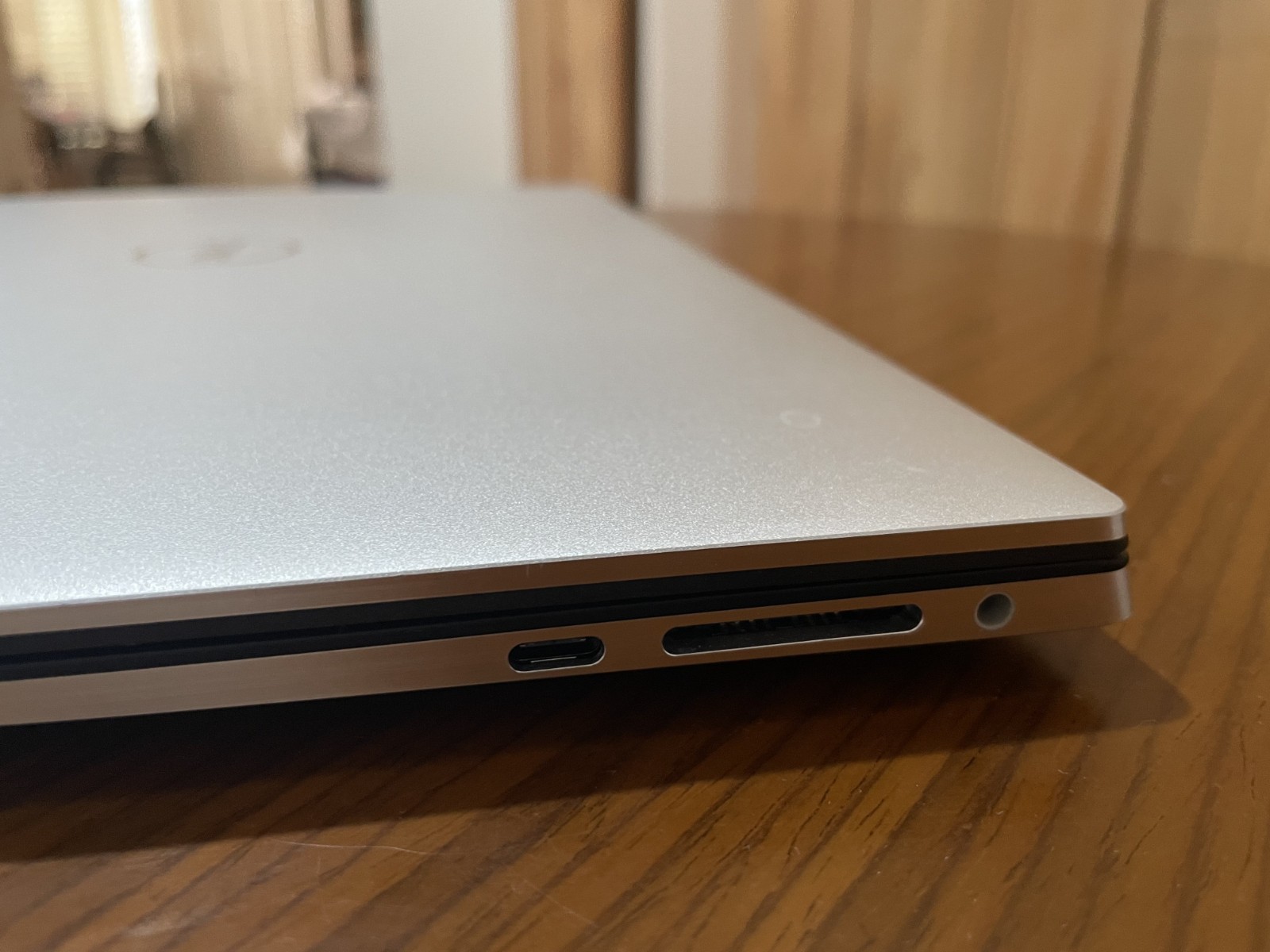 Dell XPS 15 9530 3.5K OLED Touch i7-13700H 32GB 1TB SSD RTX 4050 – Open Box 99%