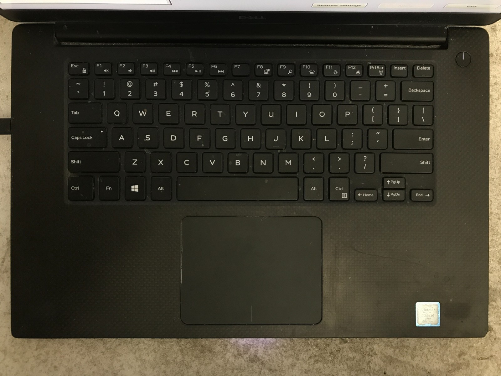 Dell Precision 5540 / Intel Core i9-9880H 2.30GHz / 8GB RAM / No SSD