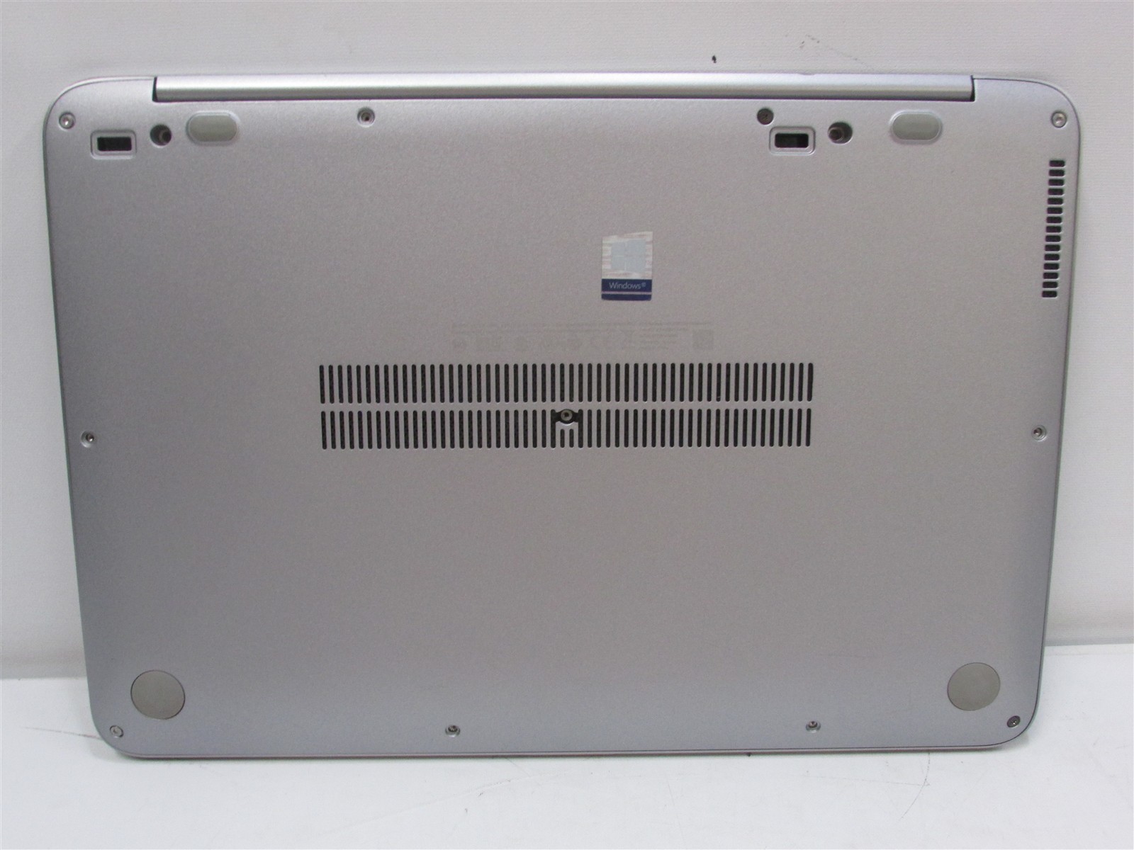 HP Elitebook Folio 1040 G3 i7-6600U 2.6GHz 16GB RAM 256GB m.2 14″ W10P COSM DMG