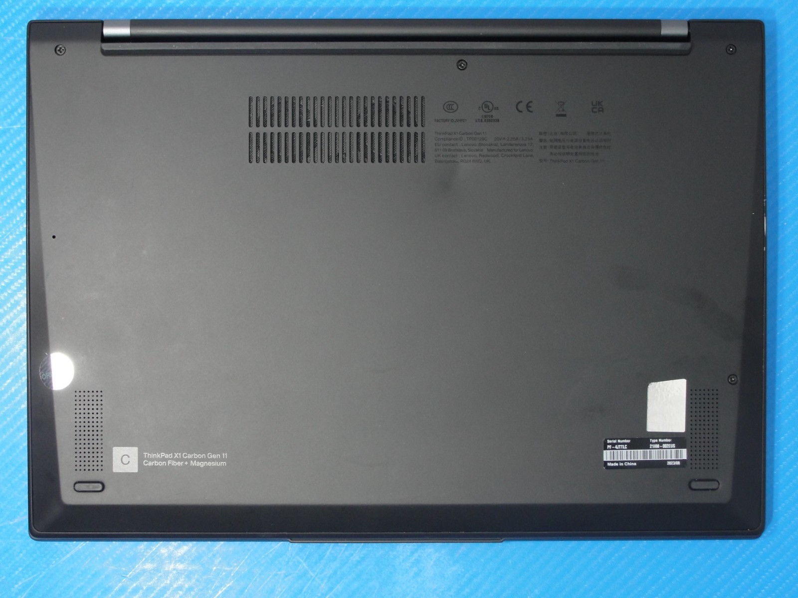 Lenovo ThinkPad X1 Carbon Gen 11 14″ FHD Touch i7-1365U 1.8GHz 16GB 1TB +Charger