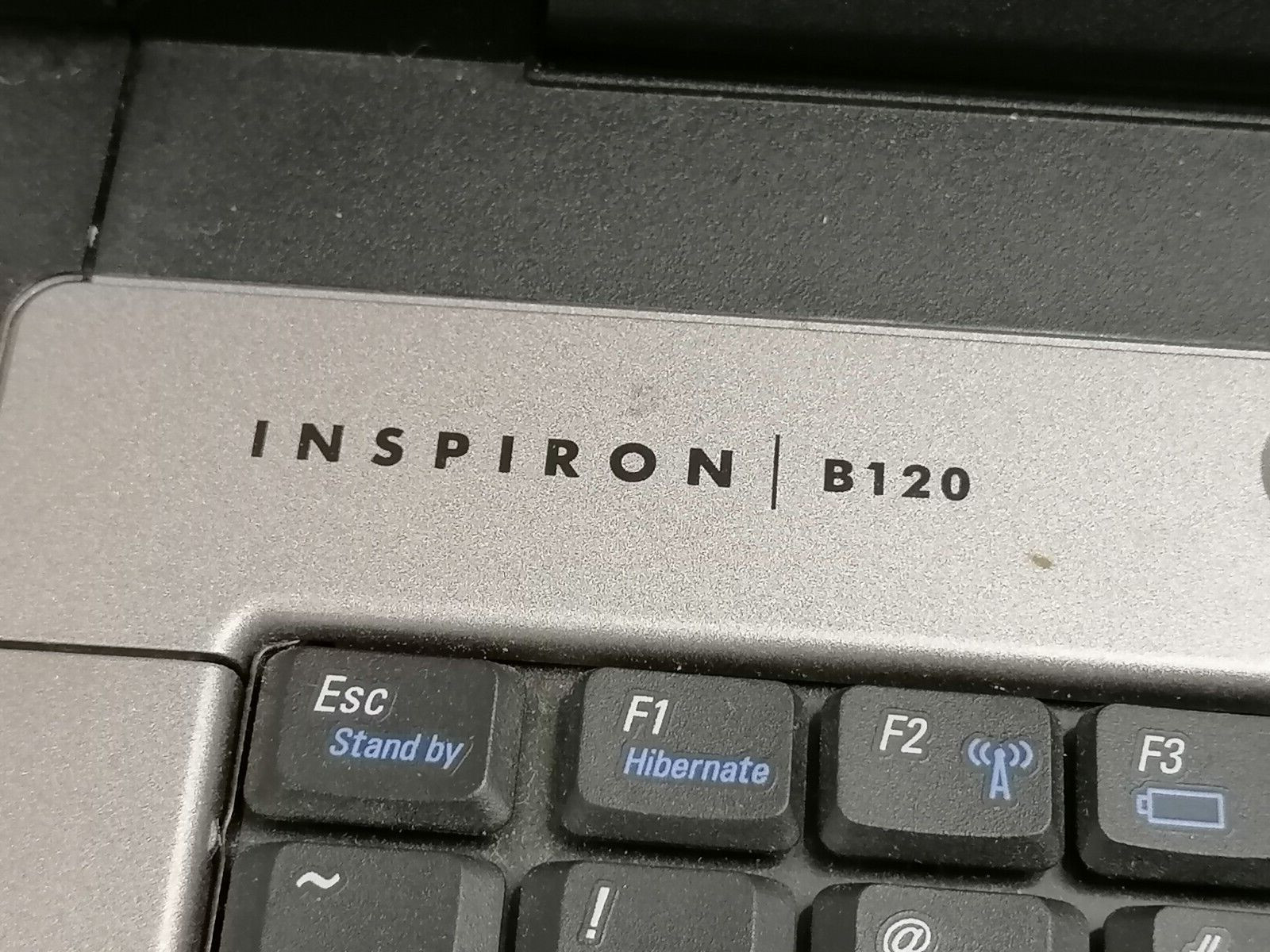 FOR PARTS 14.1″ Dell Inspiron B120 (Celeron M 360/512MB RAM/NO HDD)