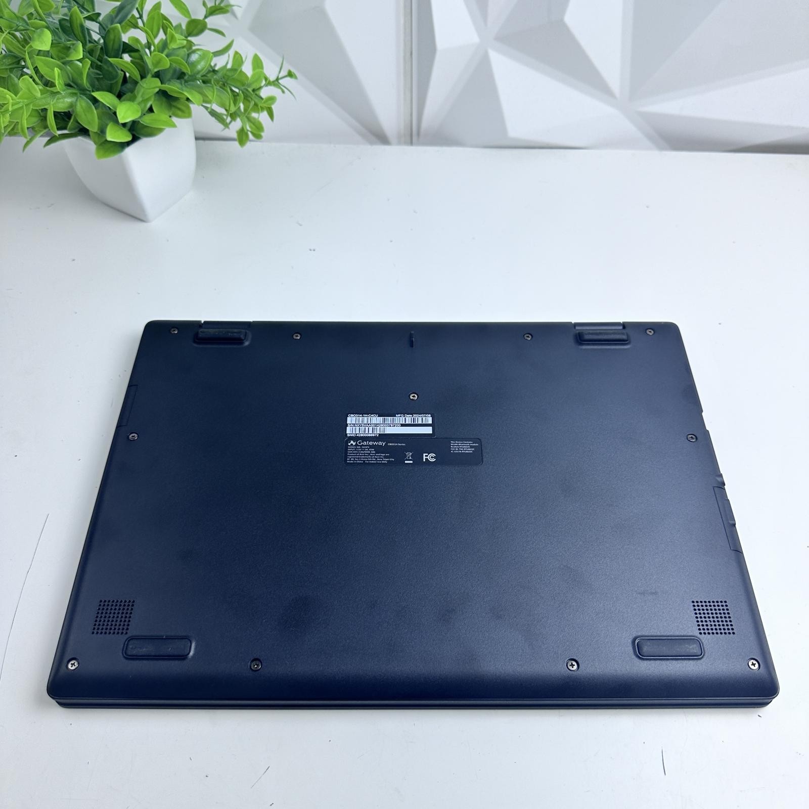 Gateway Cbo314-1h-c4cu Chromebook, 14″ FHD, N4500, 4GB, 128GB eMMC, Chrome OS