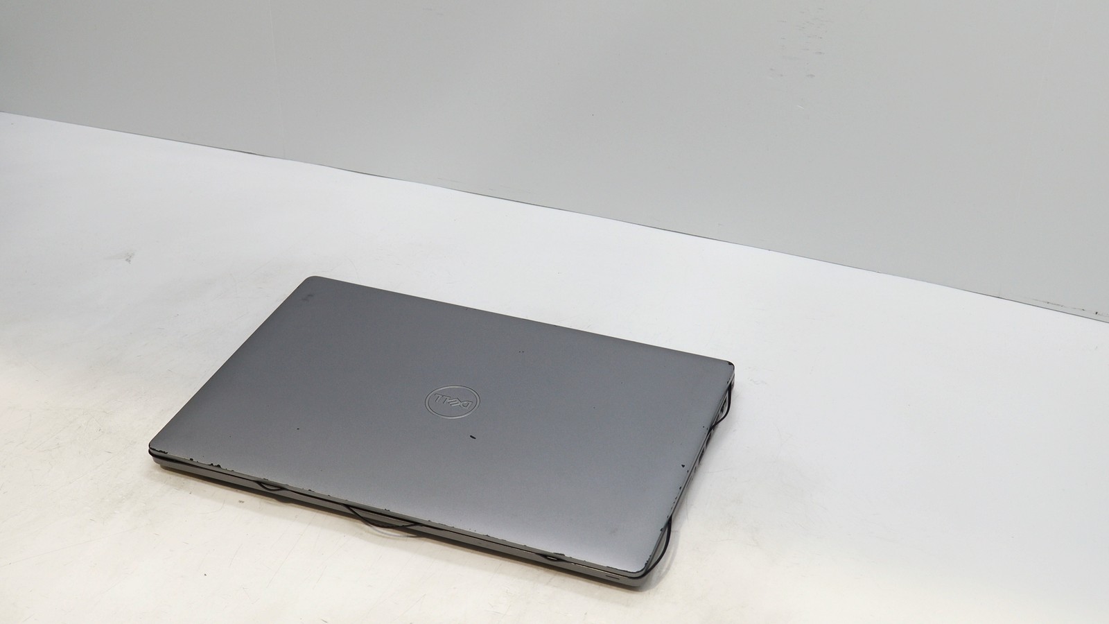 Dell Latitude 5400 Chrome 14″ i7-8665u 16GB 64GB – Fair READ DESC