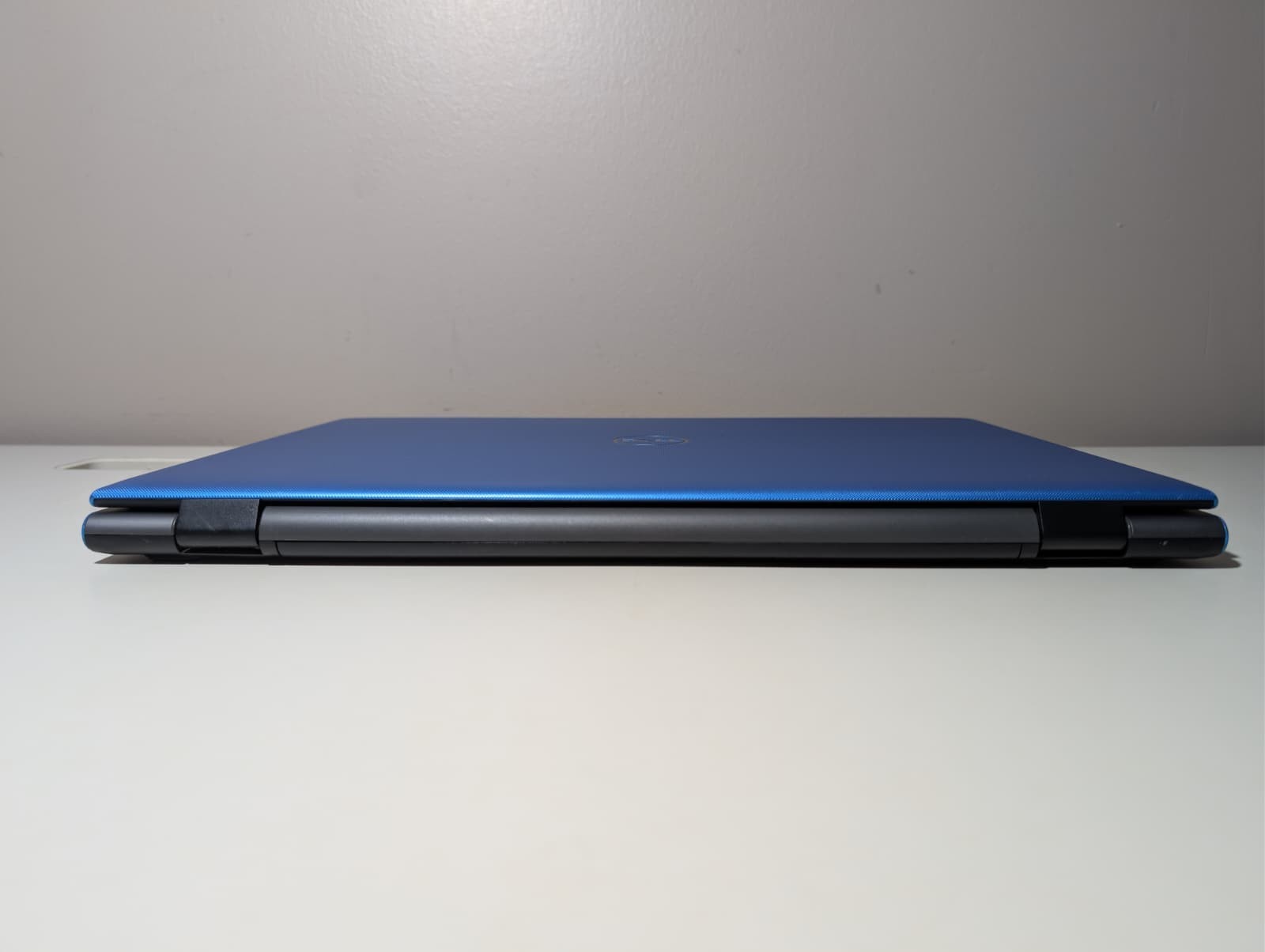 17″ Dell Inspiron 5755 Blue | AMD A8 16GB RAM 256GB SSD | HD+ Backlit Win 11 DVD