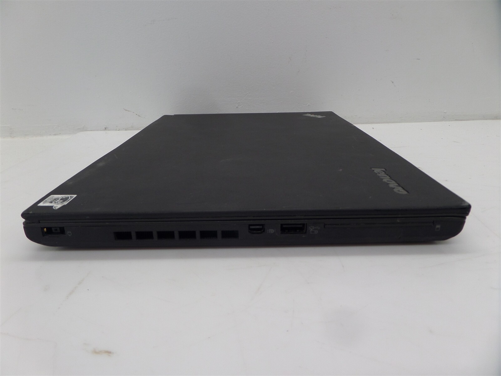 Lenovo ThinkPad T440 14″ Laptop w/ Core i7-4600U 2.1GHz CPU 8GB RAM – No HDD