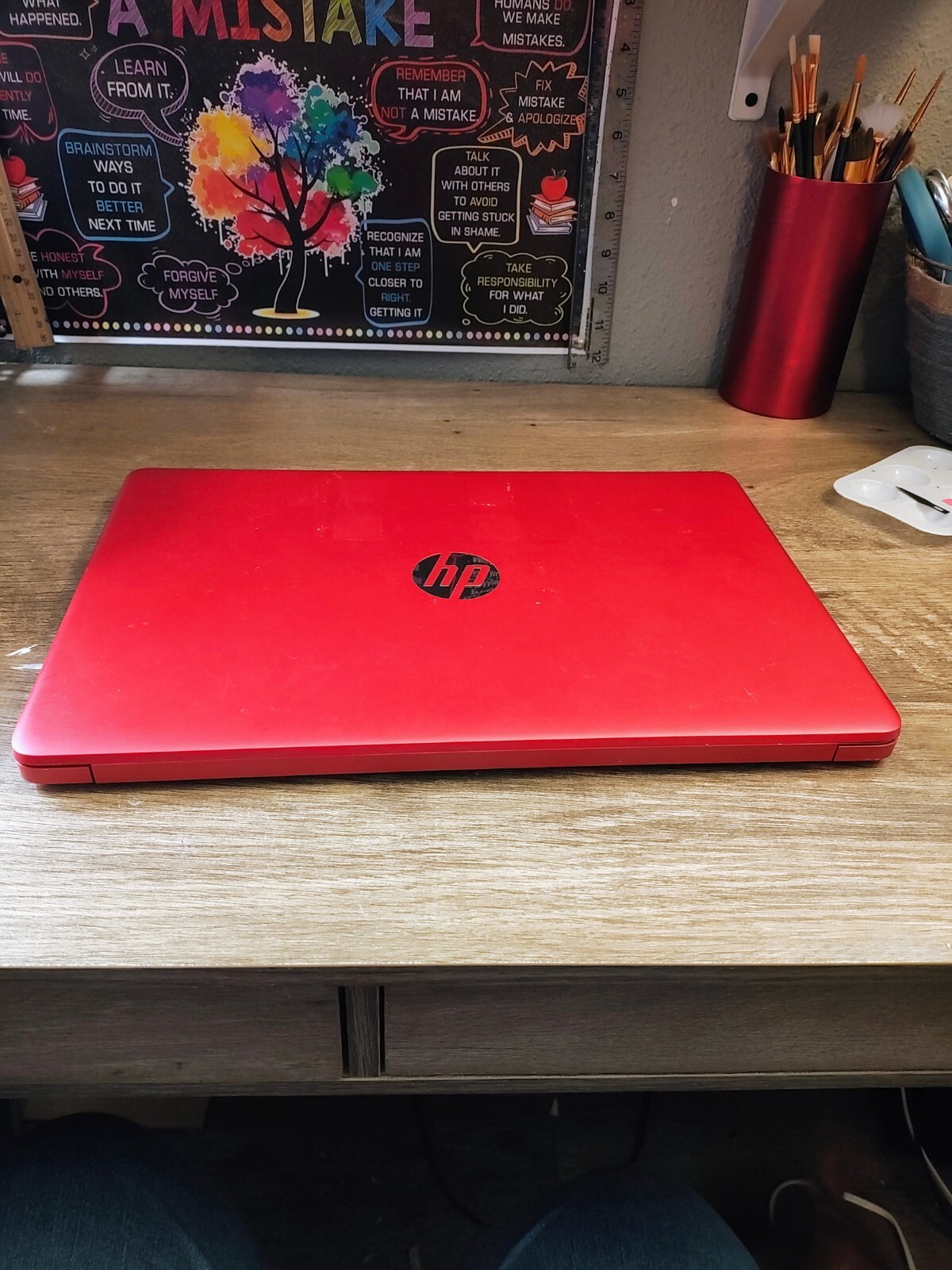 HP 15-FD0083WM 15.6″ (128GB SSD Intel Pentium N200 1.1GHz 4GB RAM) Laptop – Red