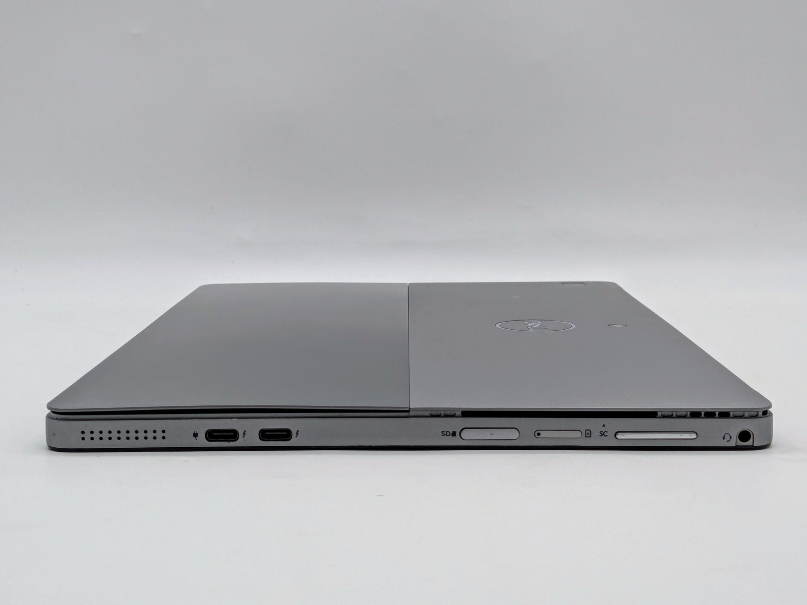 DELL LATITUDE 7200 2-IN-1 12″ FHD+ Touch I5-8365U 128GB SSD 8GB W10P FP Reader