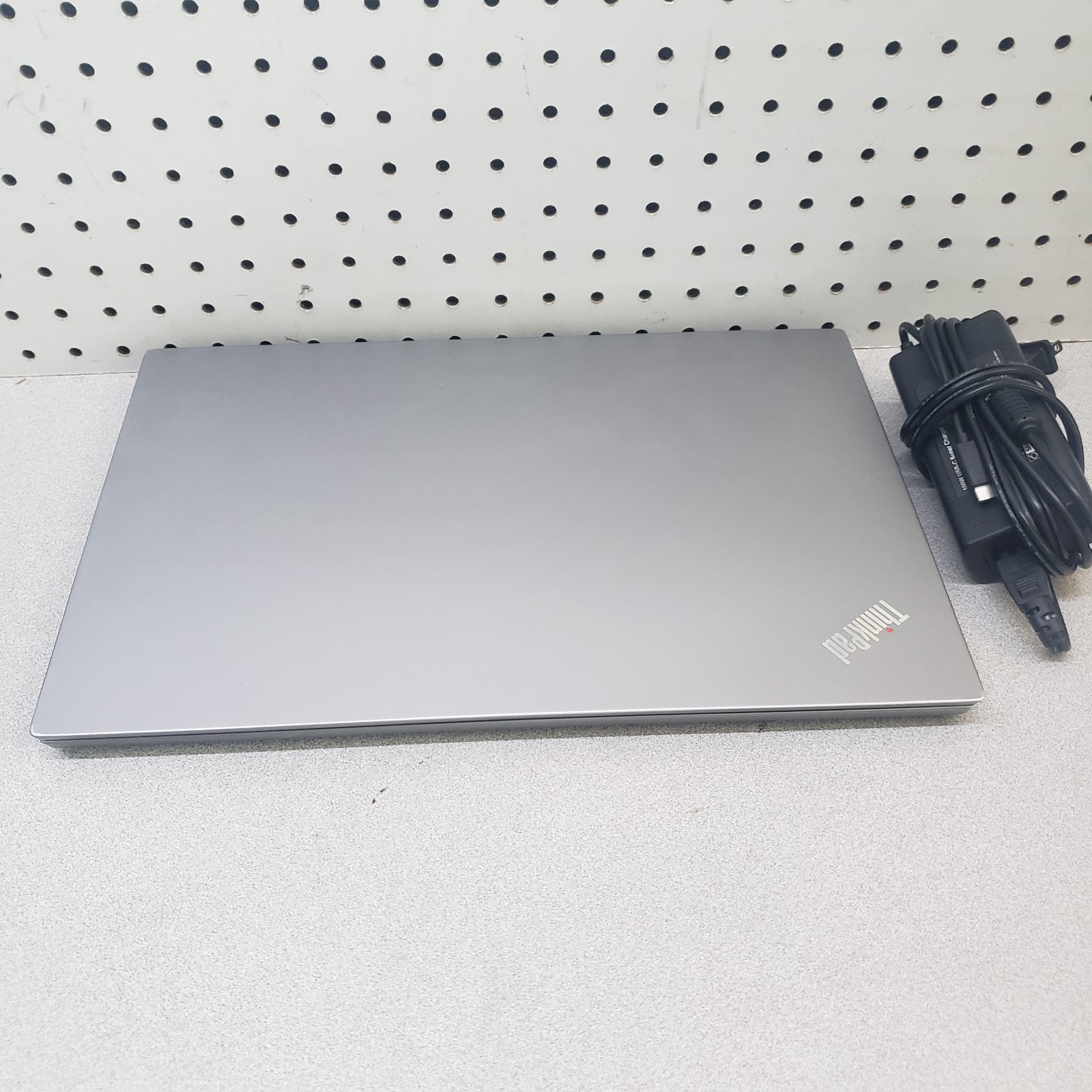 Lenovo ThinkPad E15 15.6″ FHD Intel i7-10510U 512GB SSD 16GB Win11 Pro