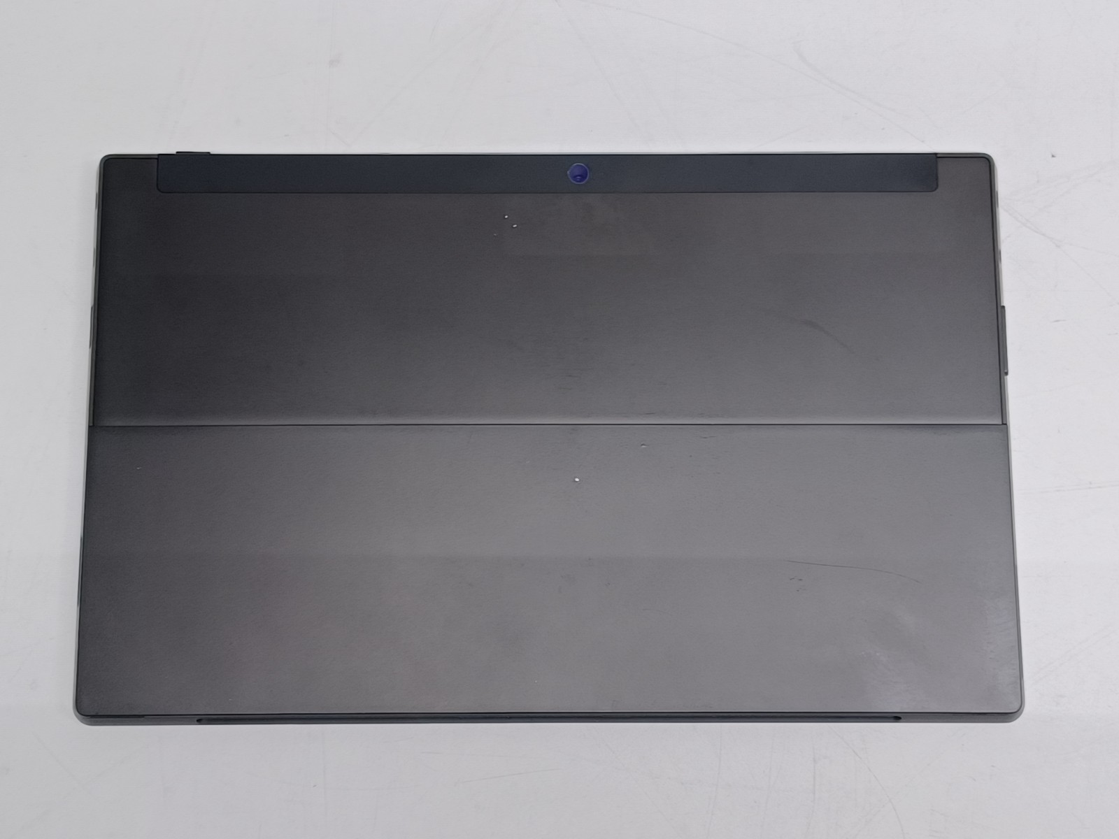 Lot of 7 damaged Microsoft Surface RT 1516 Tablets for parts/ repair