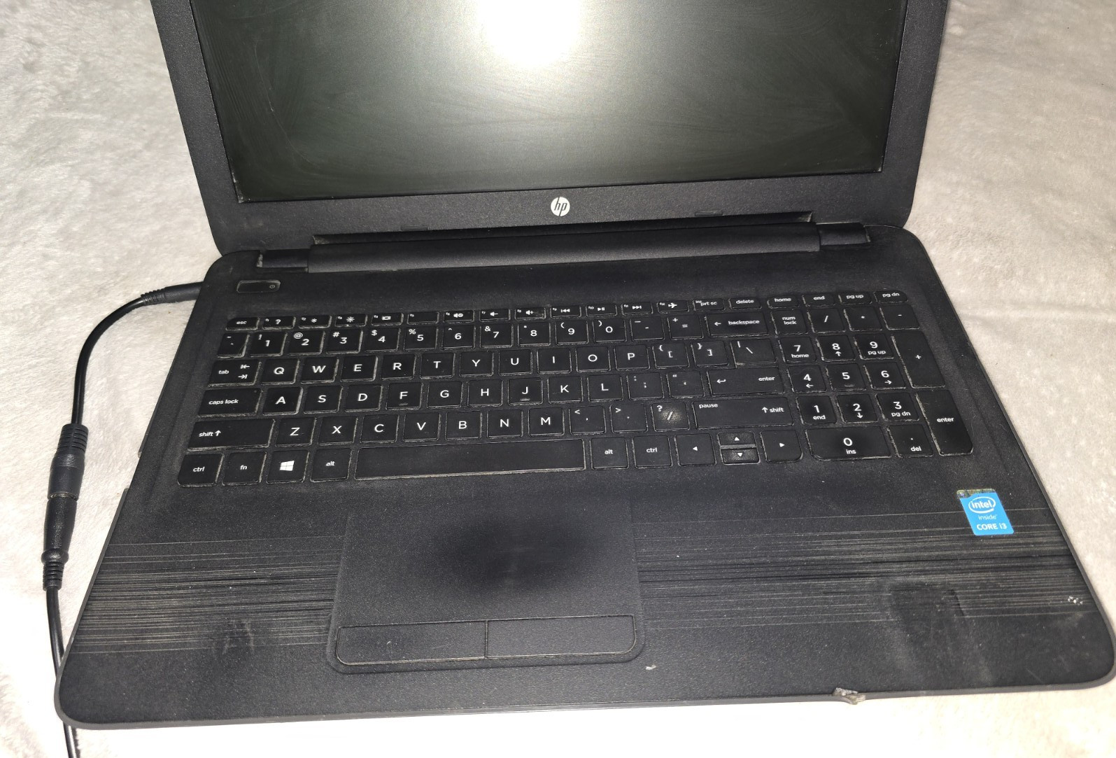 HP 250 G5 Laptop Computer 3165NGW Black Core i3 with Charger Built-in Webcam