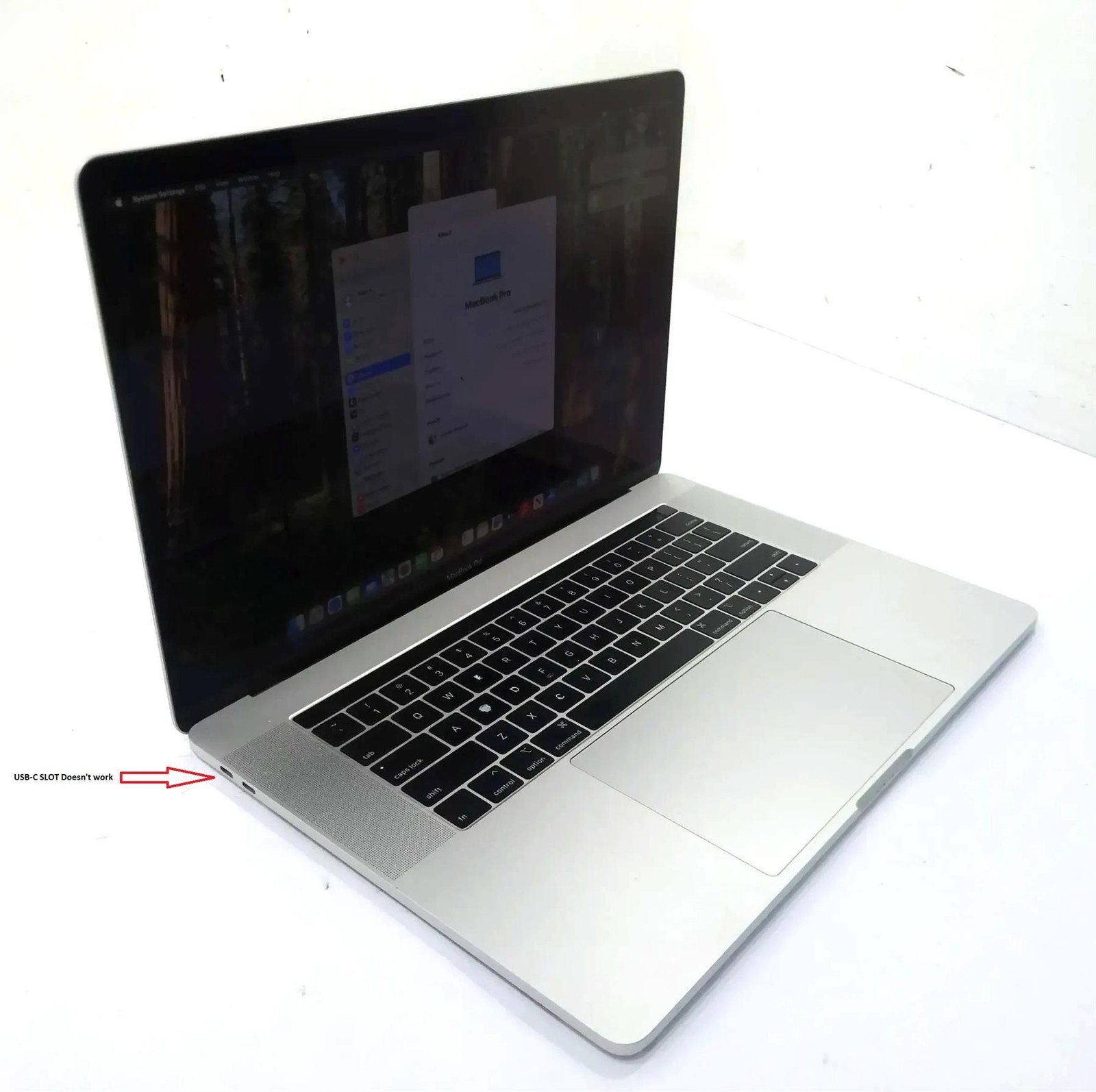 Apple MacBook Pro 2018 A1990 15.4″ Retina i7-8750H 2.2GHz 16GB 256GB Laptop