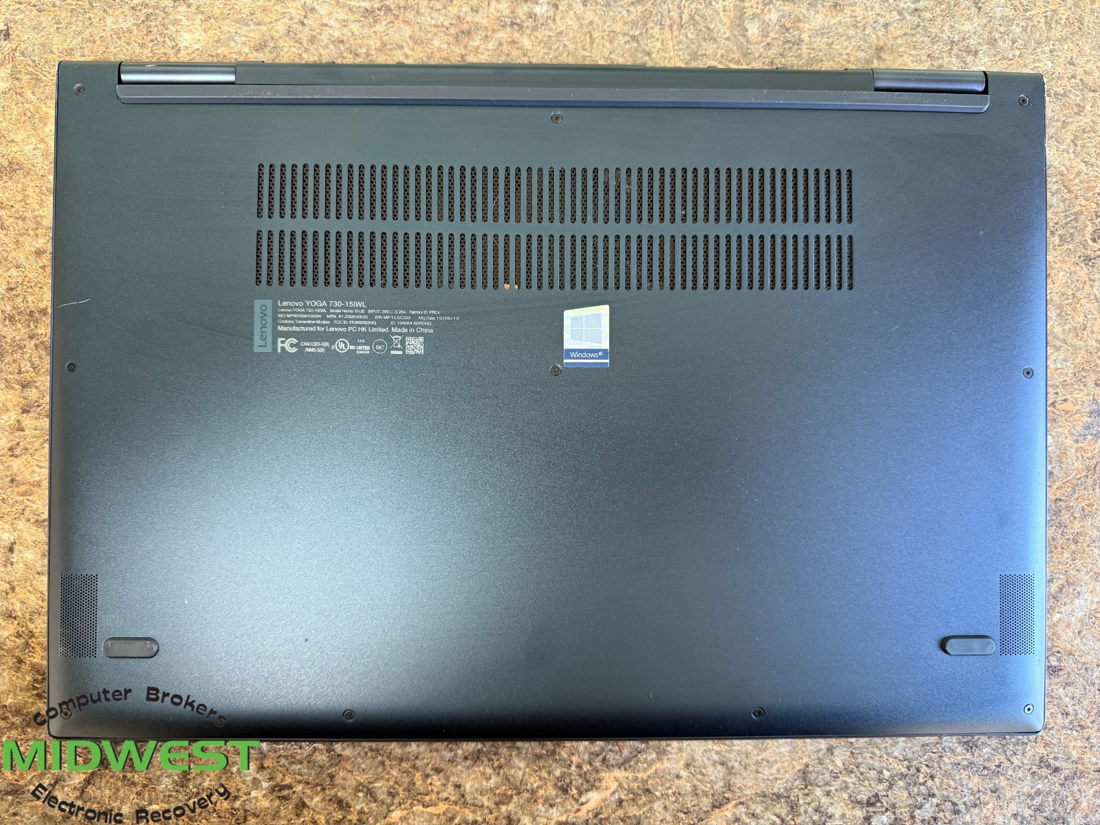 Lenovo Yoga 730-15IWL i5-8265U 1.6GHz 12GB 256GB SSD (For Parts)