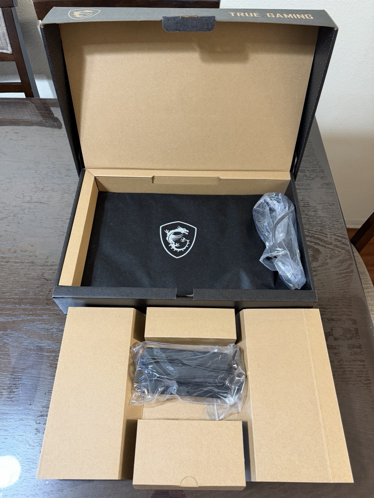 MSI Cyborg 15 Gaming Laptop RTX 4050 I7-13620H 16GB RAM