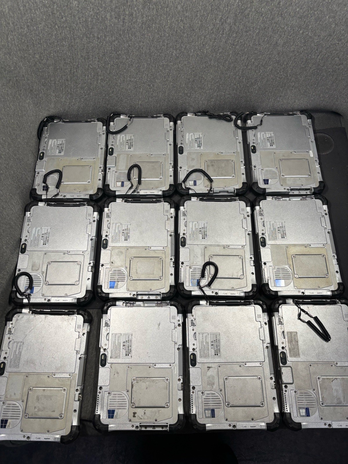 Lot of 12 Panasonic TOUGHPAD FZG1-4 i5-6300U 2.40GHz 8GB RAM 256GB SSD J12098