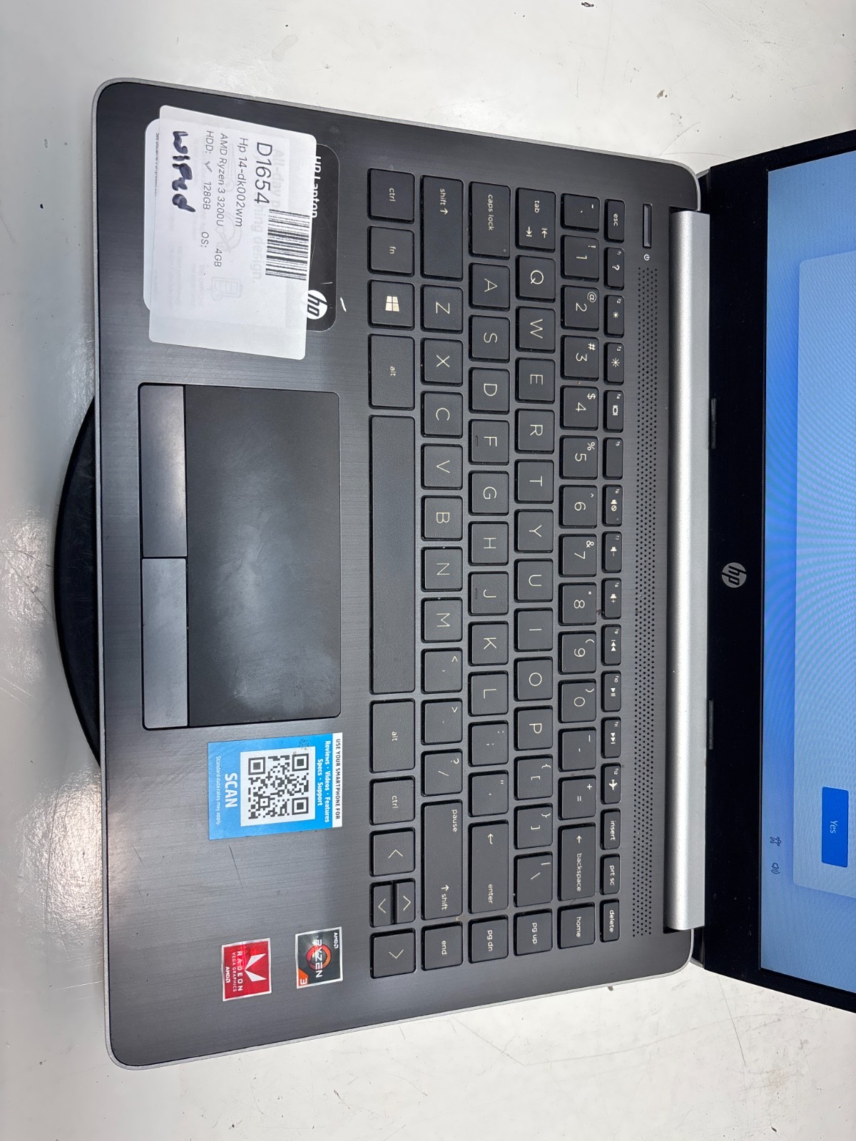 Hp 14-dk002wm AMD Ryzen 3 3200U Radeon Vega 2600Mhz 4GB 128GB Windows 11