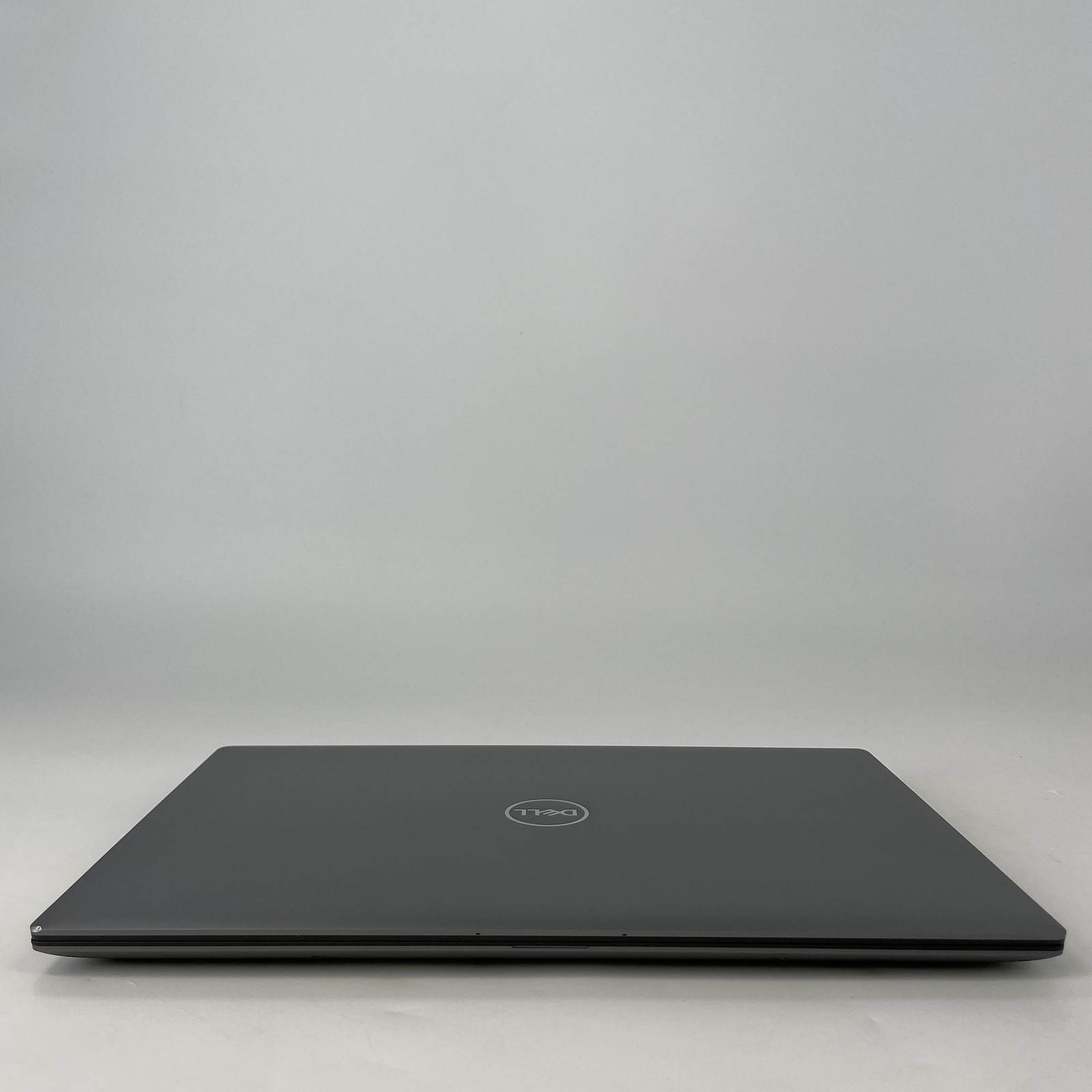 Dell Precision 5680 16 FHD+ 2.4 GHz i7-13700H 32GB 512GB SSD RTX A1000 Very Good