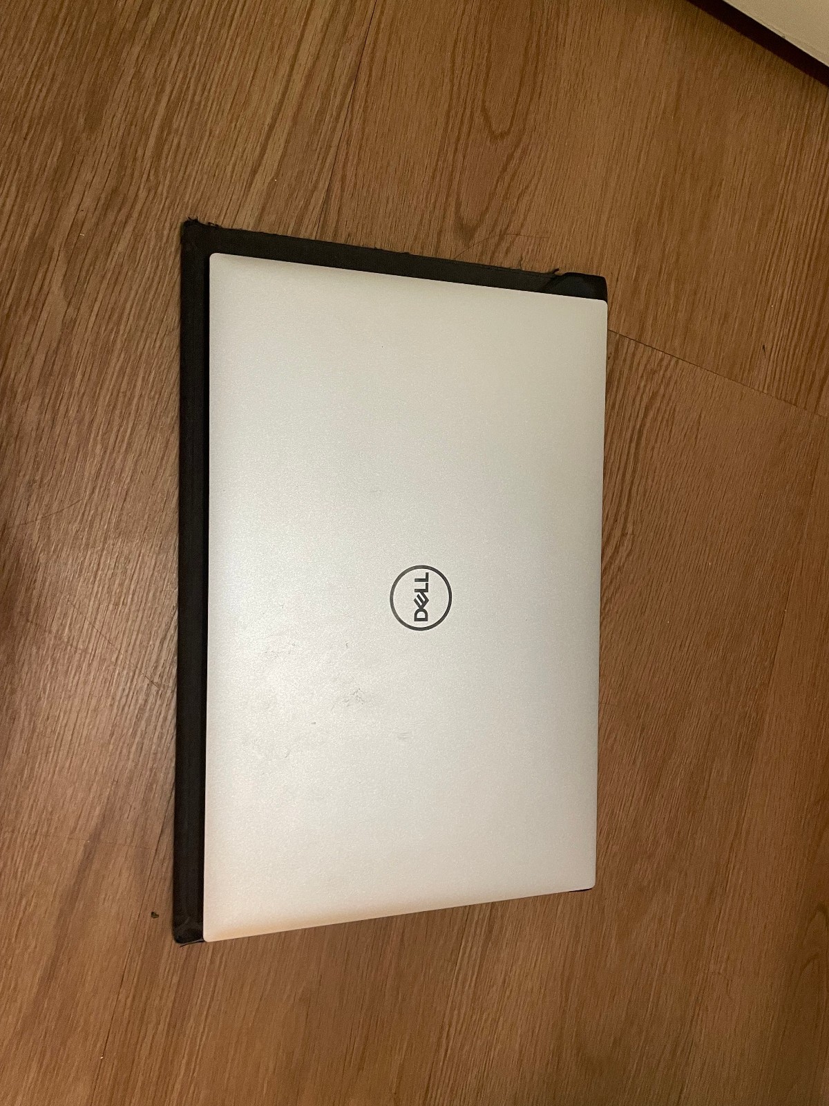 Dell XPS 9700 17”, 2TB 64GB touch laptop READ
