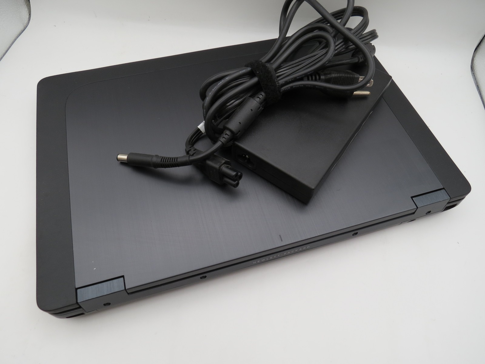 HP ZBook 15 G2 i7-4810MQ 24GB DDR3 256GB SSD K1100M 15″ No OS