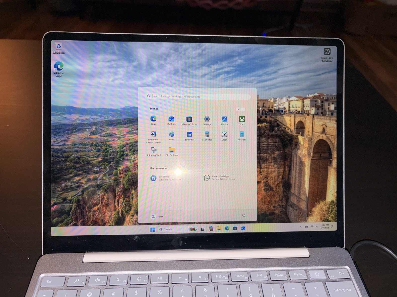 Microsoft Surface Laptop 12.4″ Silver Windows 11 pro WiFi Bluetooth Webcam