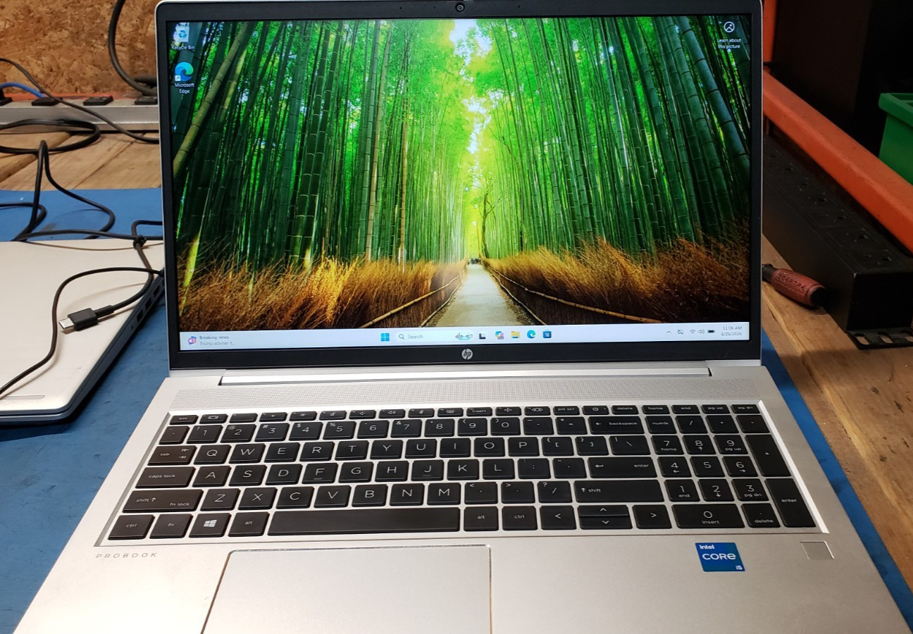 HP ProBook 450 G8 15.6″, Intel Core i5 11th Gen 2.40 GHz, 16GB RAM, 256GB NVME