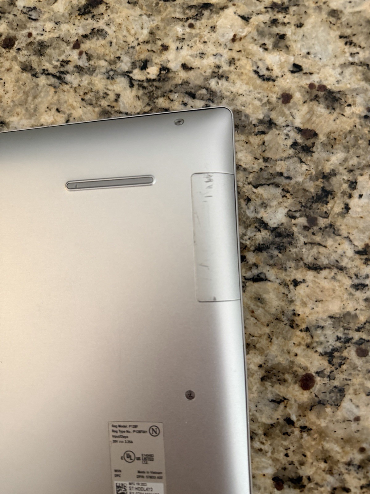 Dell Inspiron 16″ 7630 2-in-1 Touchscreen Laptop Intel i7 1360P 16GB RAM 1TB SSD