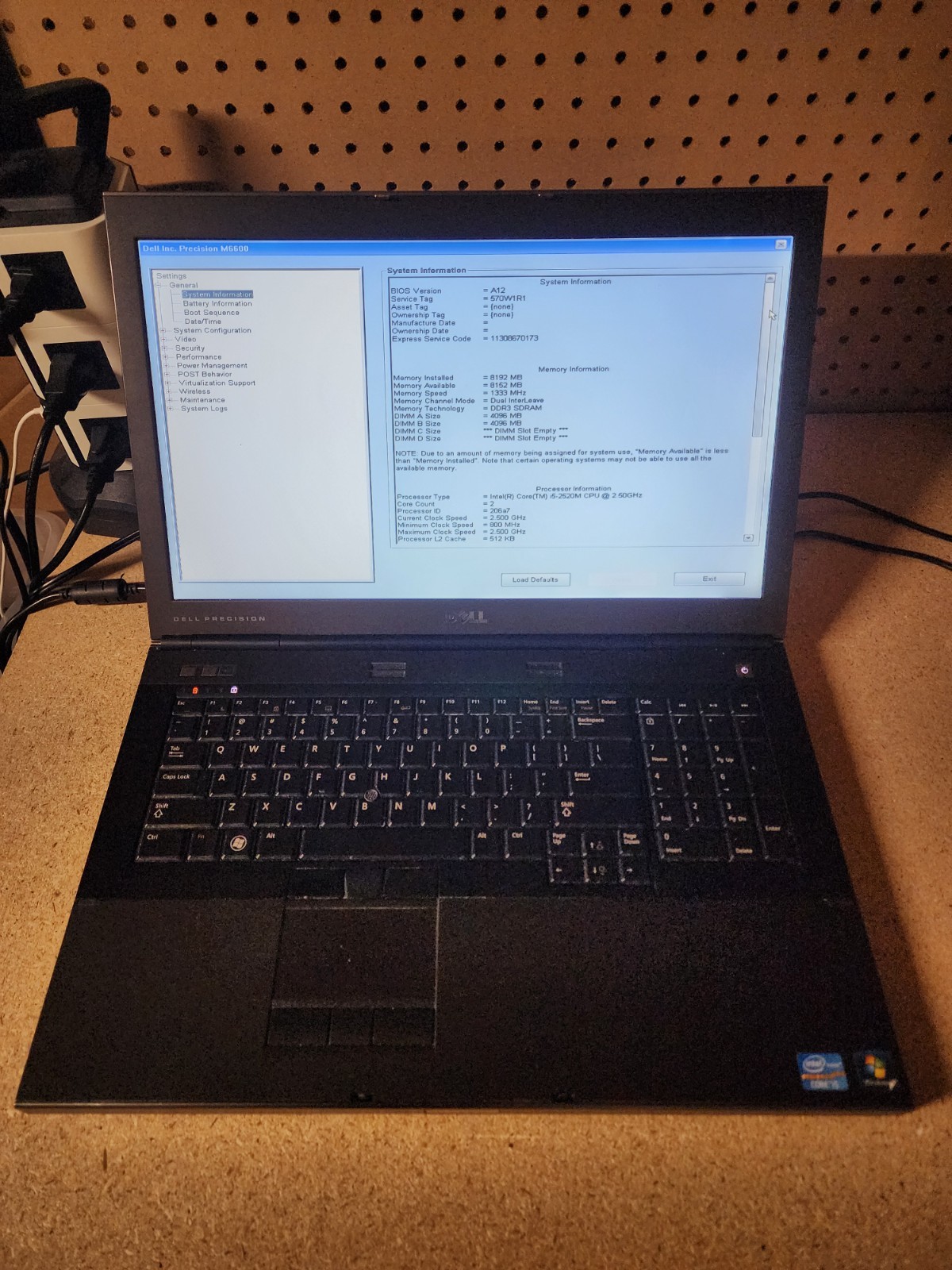 Dell Precision M6600 i5-2520M 2.5GHz 8GB RAM 120GB HDD No OS AMD FirePro GPU