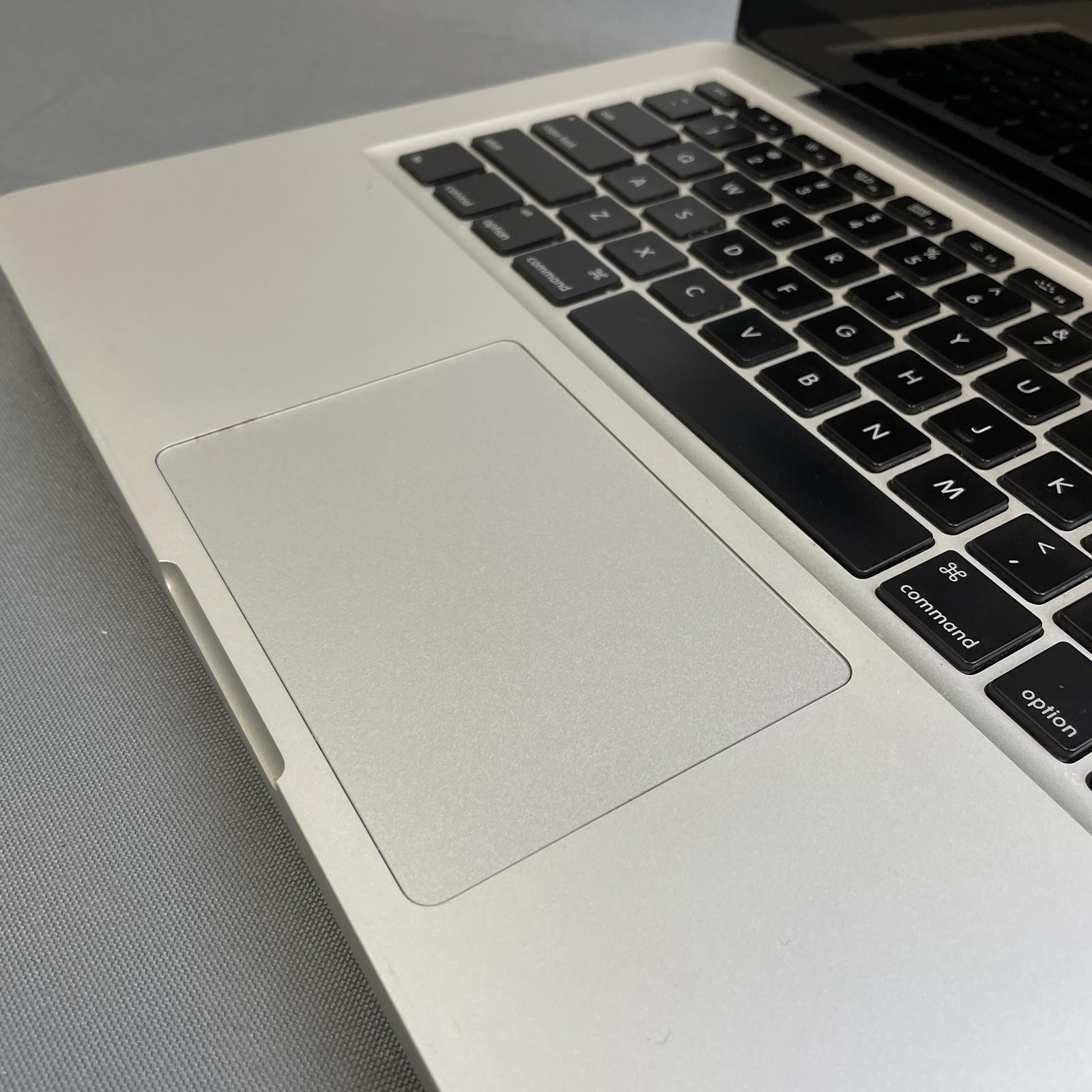 APPLE MacBook Pro A1278 13″ 2010, Core i5, 4 GB RAM, 500GB HDD | 303 Cycles