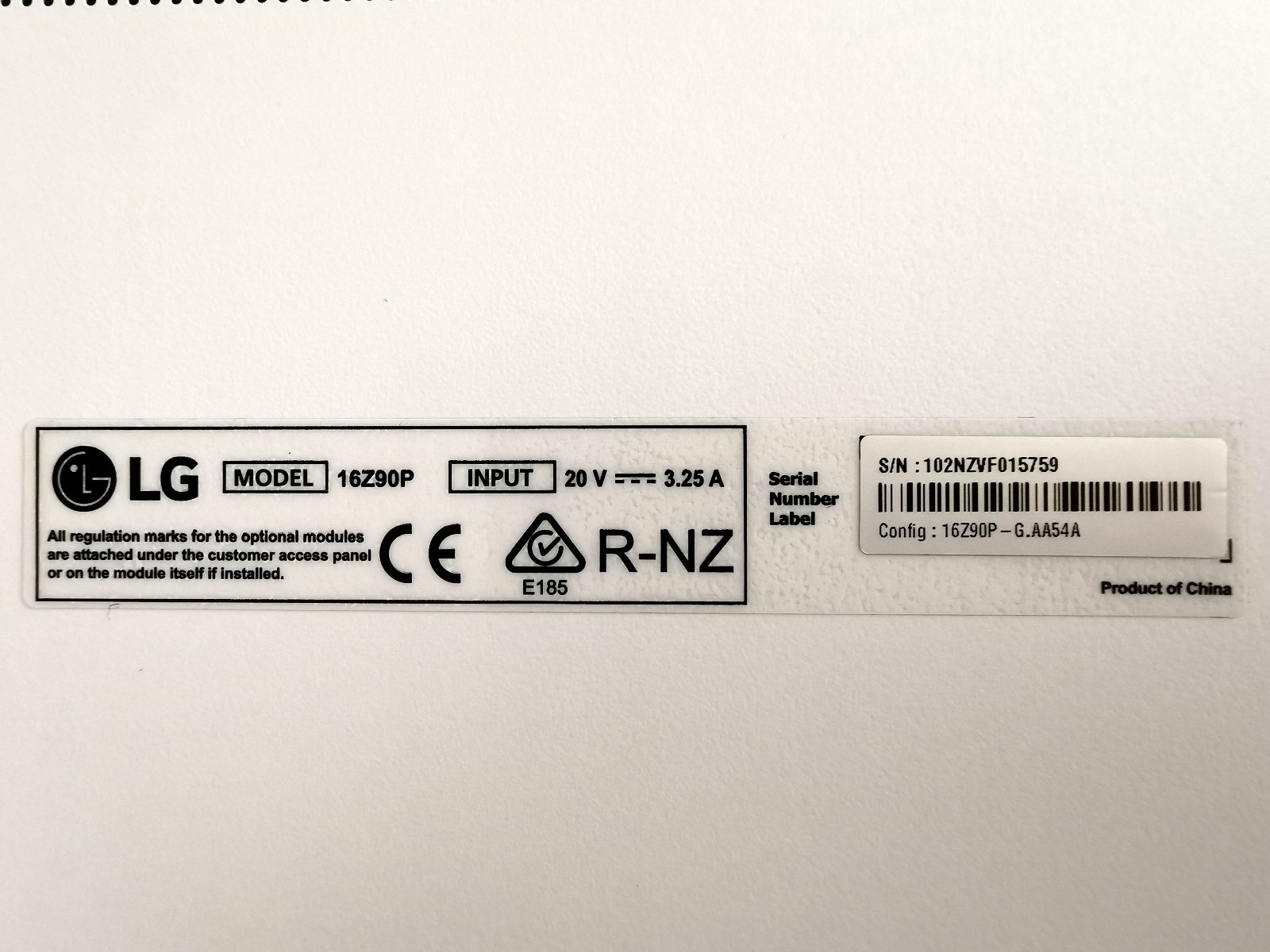 White LG Gram i5-1135G7 16GB DDR4 512GB or 1-2TB SSD 2K 16″ Lightweight Laptop