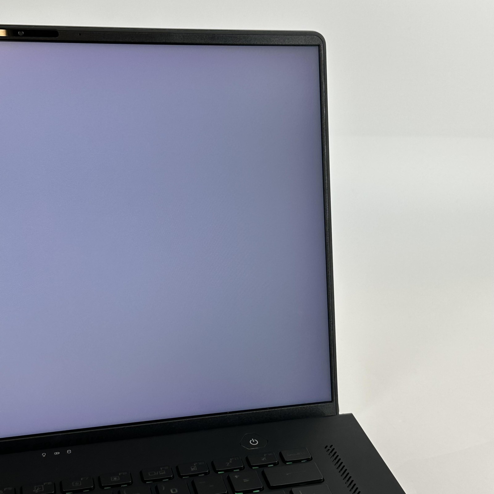 Asus ROG Zephyrus M16 GU603 165Hz QHD+ i9-11900H 16GB 1TB RTX 3060 Pink Hue