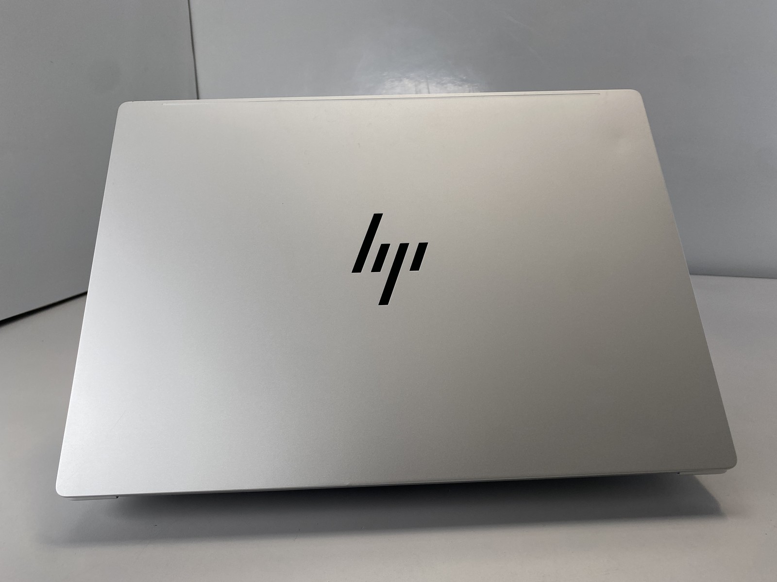 HP Laptop Omnibook 7 AI 16-AY0075CL 16″ Intel Core Ultra 7 255H 1TB- Silver