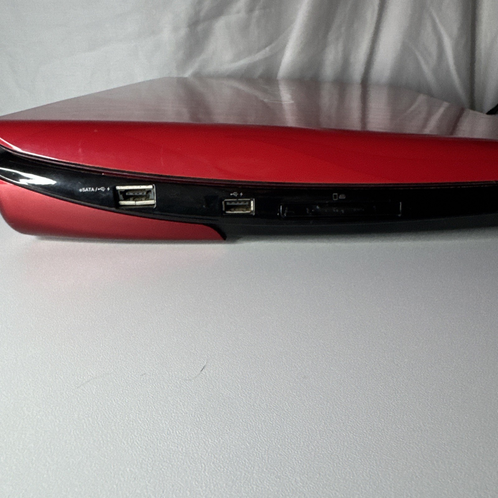 Toshiba Qosmio X305-Q705 17″ Tested Working No Battery GTX 9700M Rare