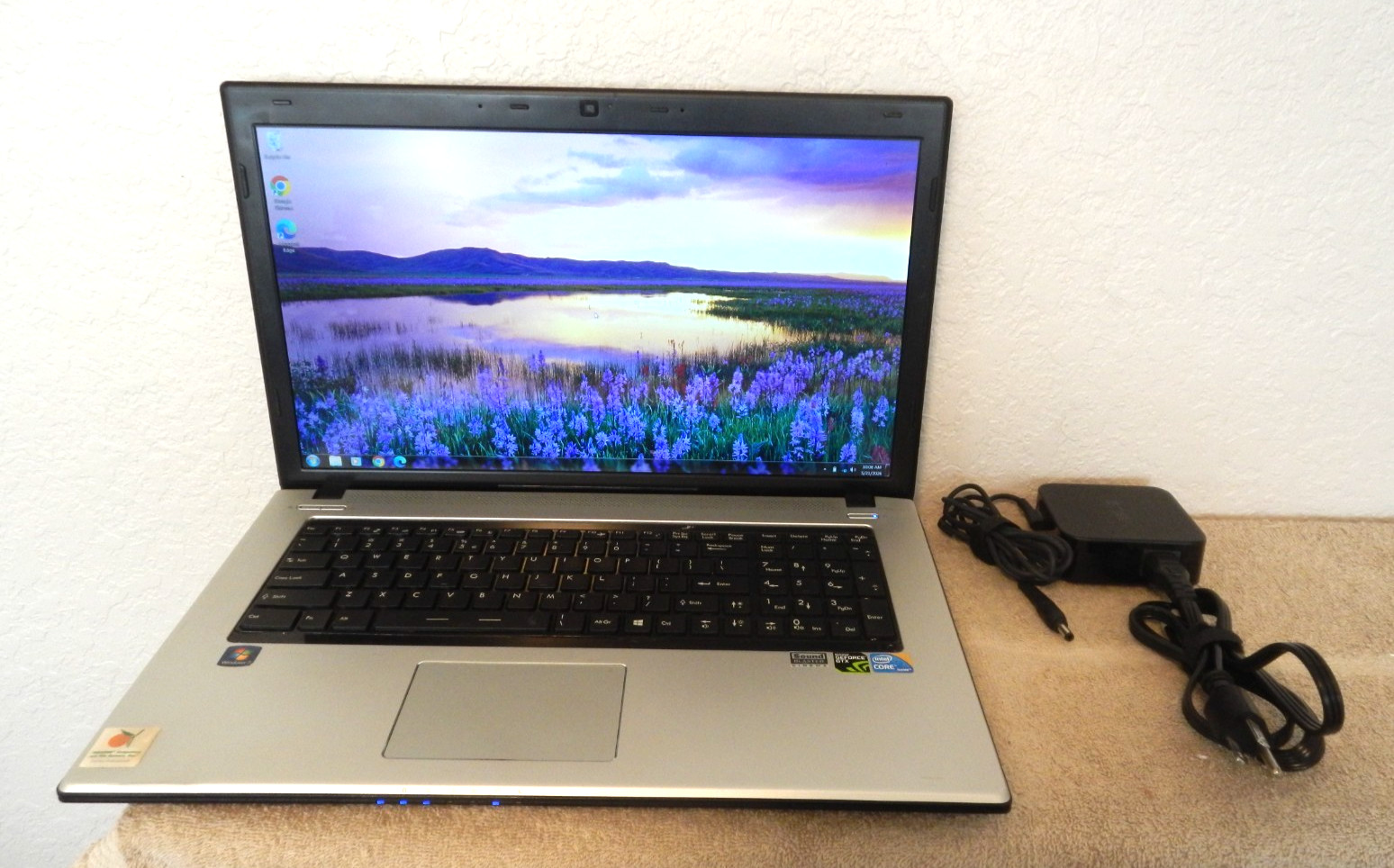 17″ MSI Nobilis Orange MS1757 Laptop i3 @ 2.5 Intel 8GB RAM 500GB HDD Win 7 Pro