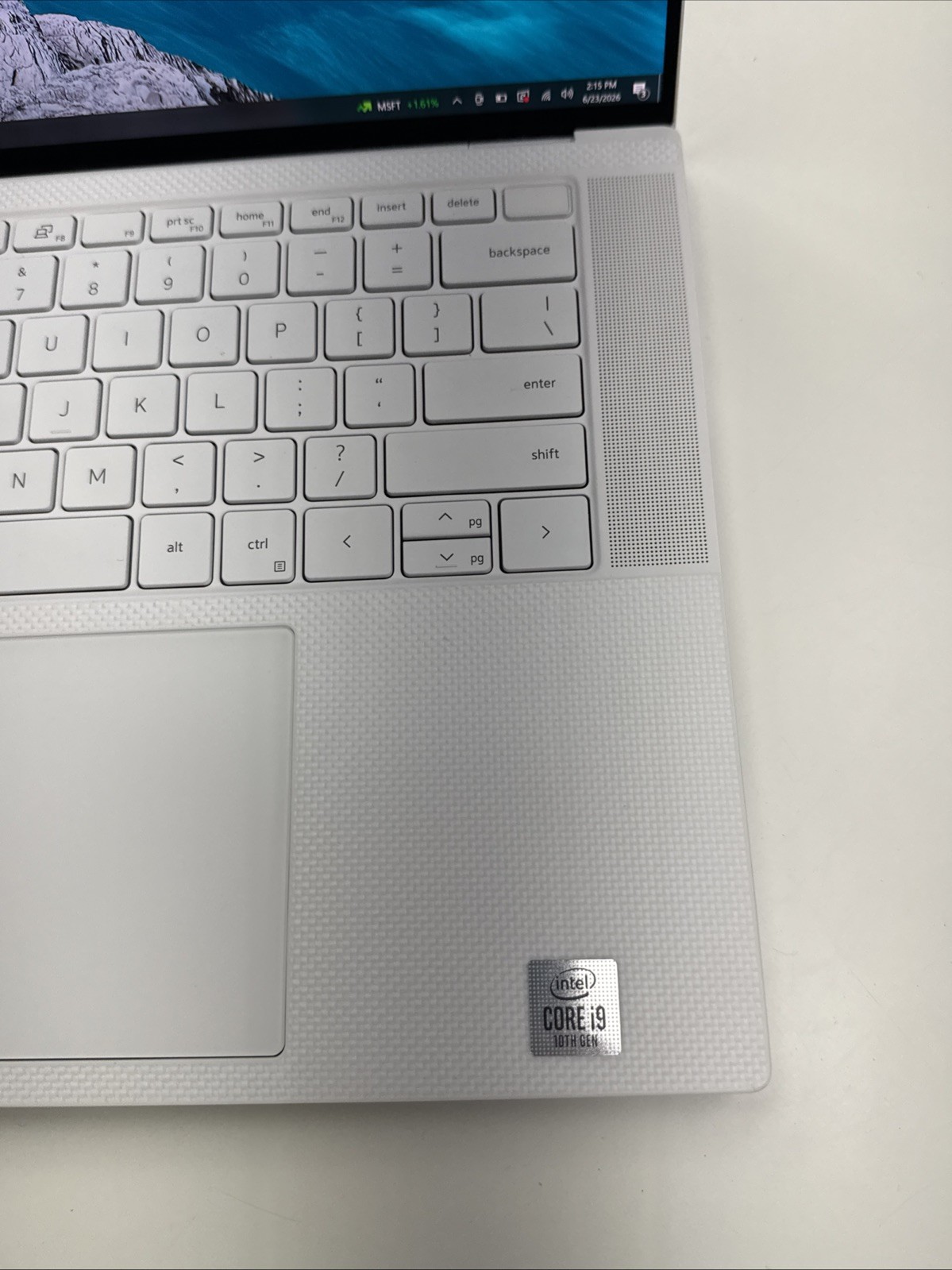 Dell XPS 15 9500 i9-10885H 64GB 2TB SSD 4K Touch 15.6 GTX 1650 Ti Laptop White