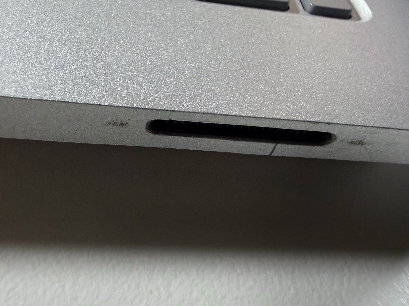 Microsoft Surface Laptop Studio 14 2K TOUCH 3.3GHz i7-11370H 32GB 1TB RTX A2000