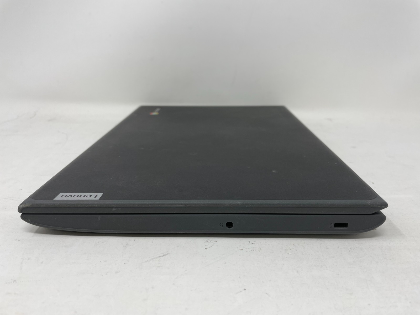 Lenovo Chromebook 100e 2nd Gen 11.6″-4gb-32GB SSD- Black W/Charger