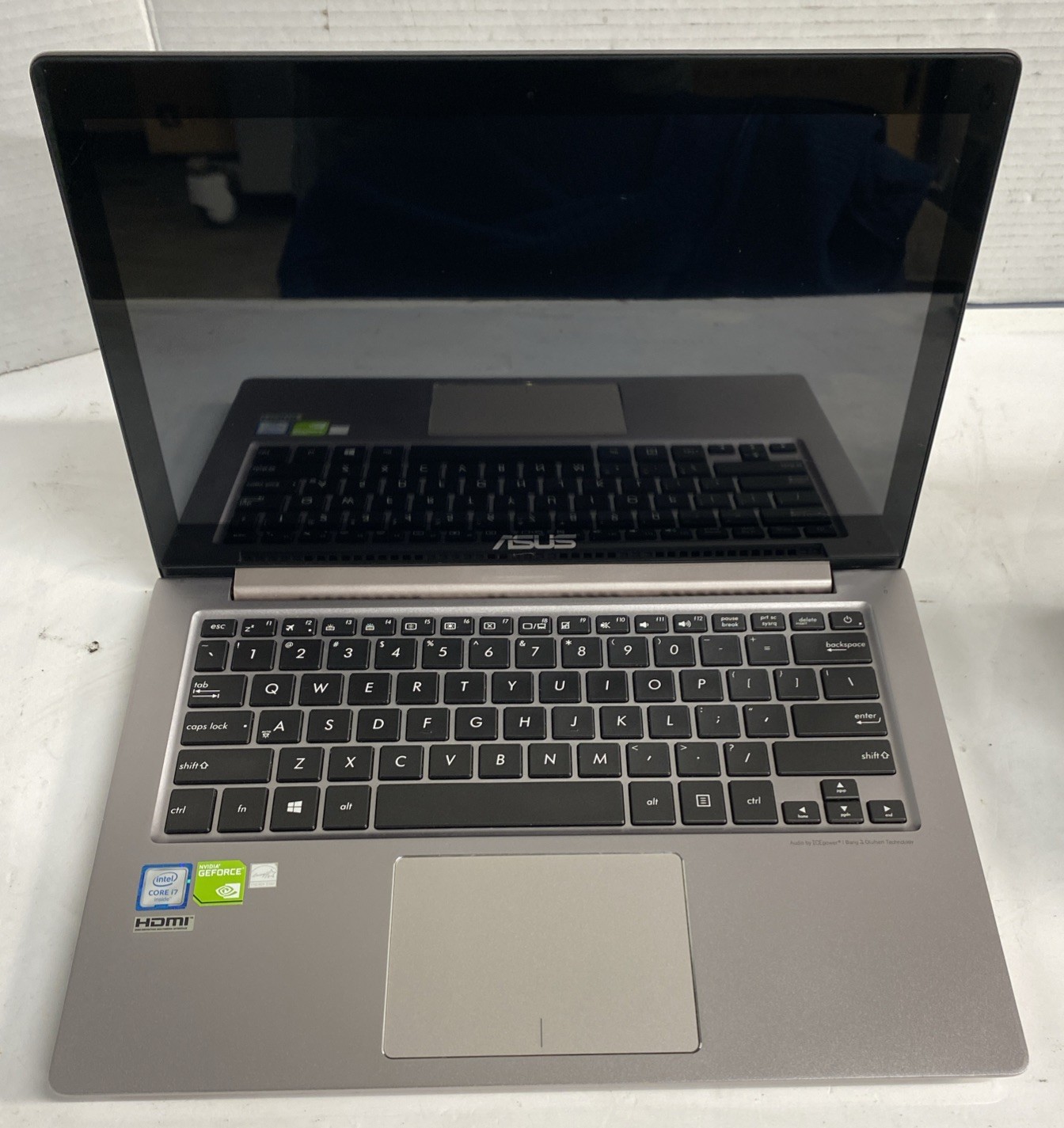ASUS ZenBook UX303U Laptop FOR PARTS. Does Not Power On. ￼