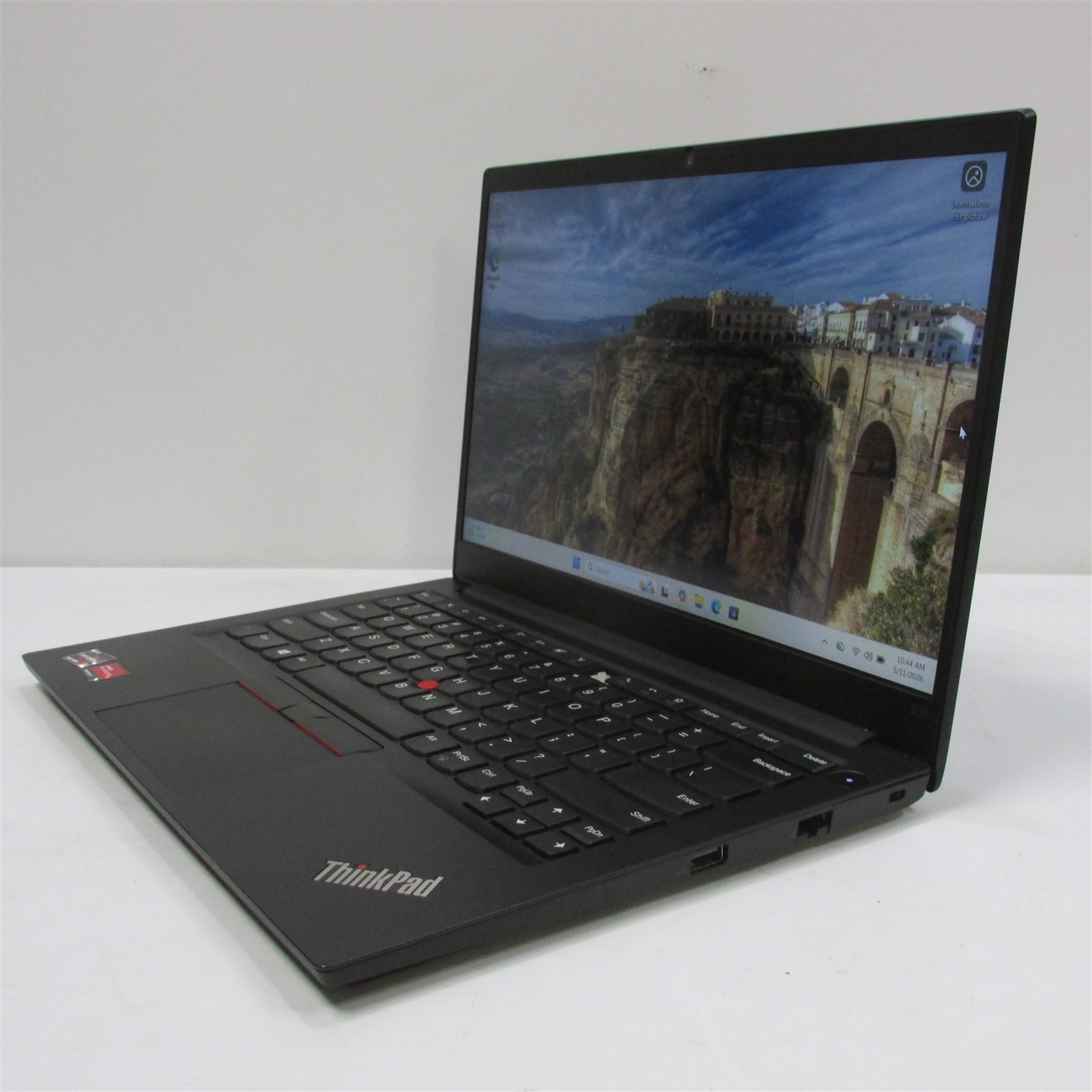 Lenovo Thinkpad E14 Gen 2 Ryzen 5 4500U 2.38GHz 8GB 256GB NVME 14″ W11P MISS KEY
