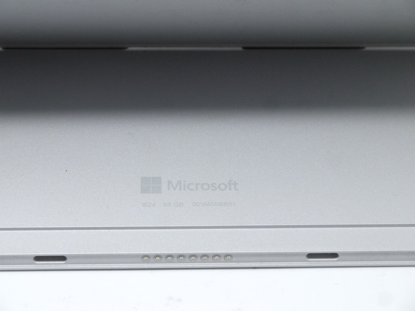 Microsoft Surface Go 1824 10″ Windows 11 64GB Tablet – Working but Cracked