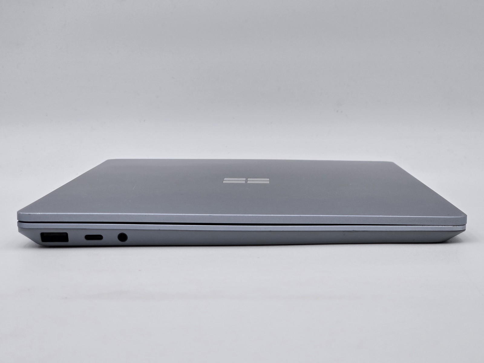 Microsoft Surface Go M1943 12″ Touch I5-1035G1 128GB SSD 8GB W11 Webcam *READ*