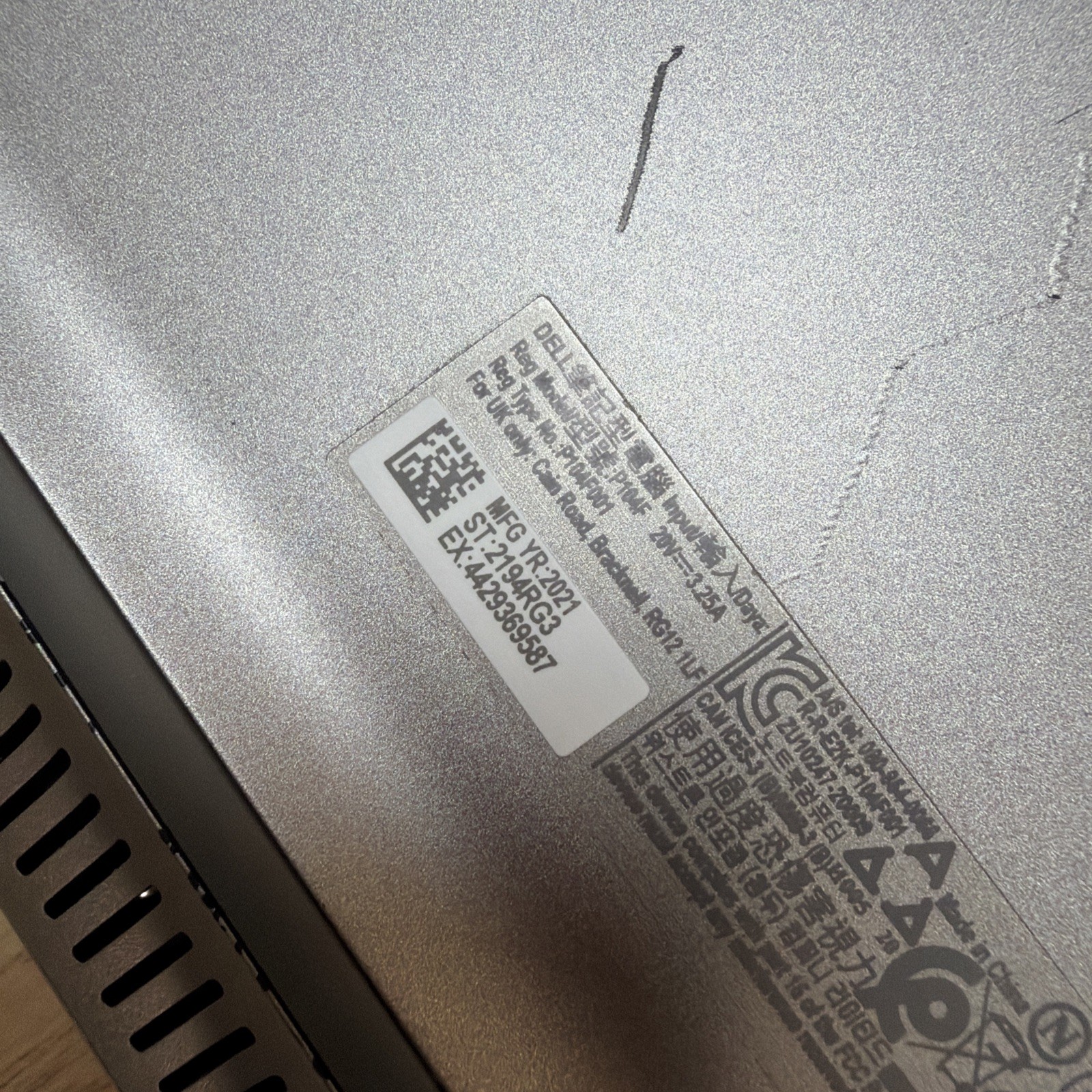 Dell Latitude 5520 i5-1145G7 16GB 512GB SSD 15″ FHD No OS – Good Battery