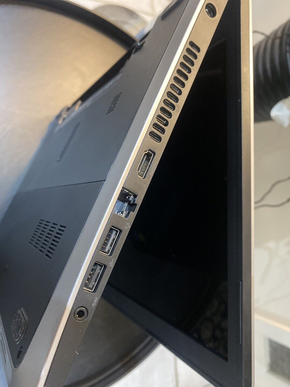 Dell Inspiron 5000- 5748| Intel i7-4510U 2GHz| 8GBRAM| 750 GBHDD DVD/RW Win10Pro
