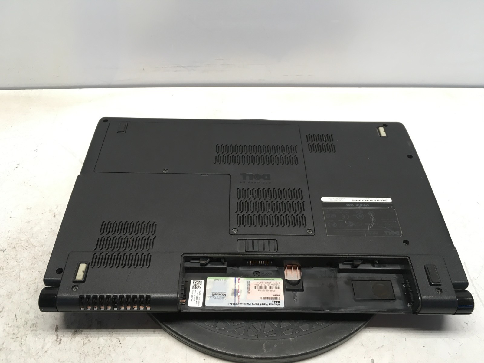 Dell Studio 1555 Intel Core 2 Duo T6500 2.1GHz 4 GB NO HDD