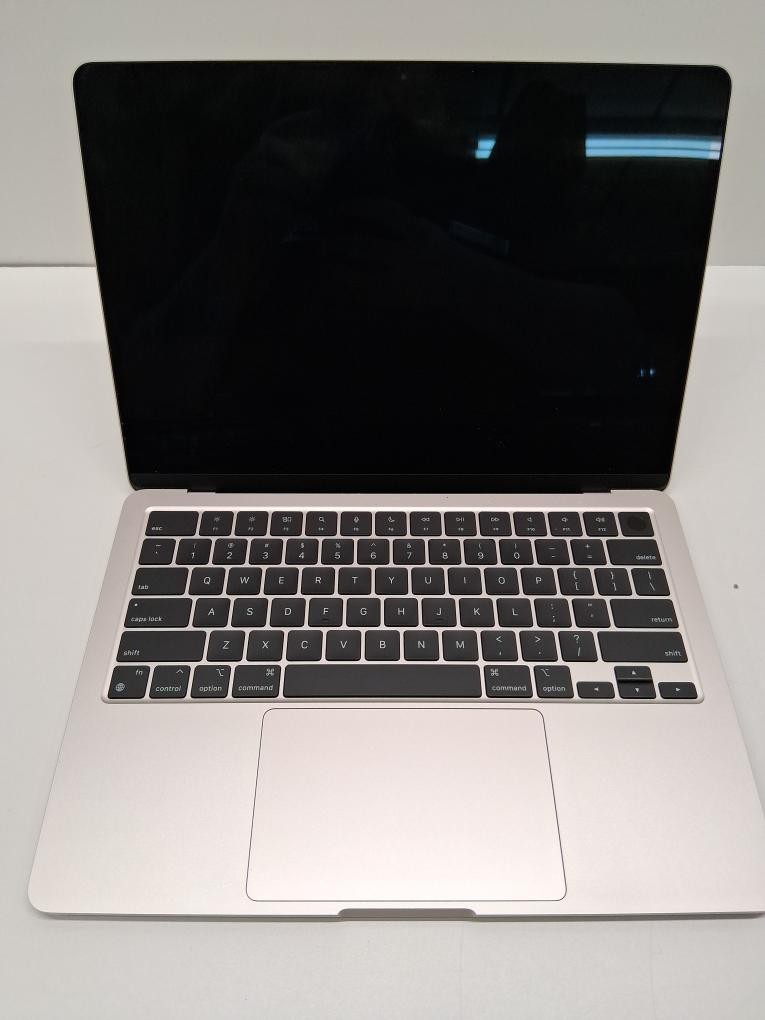 APPLE MACBOOK AIR A2681 (P06034982)