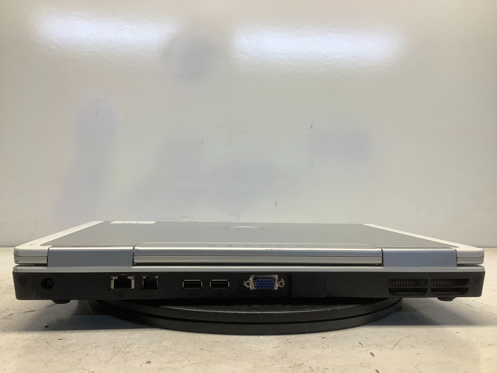 Dell Inspiron 1501 AMD Athlon 64 X2 TK-55 1.8GHz 1 GB NO HDD