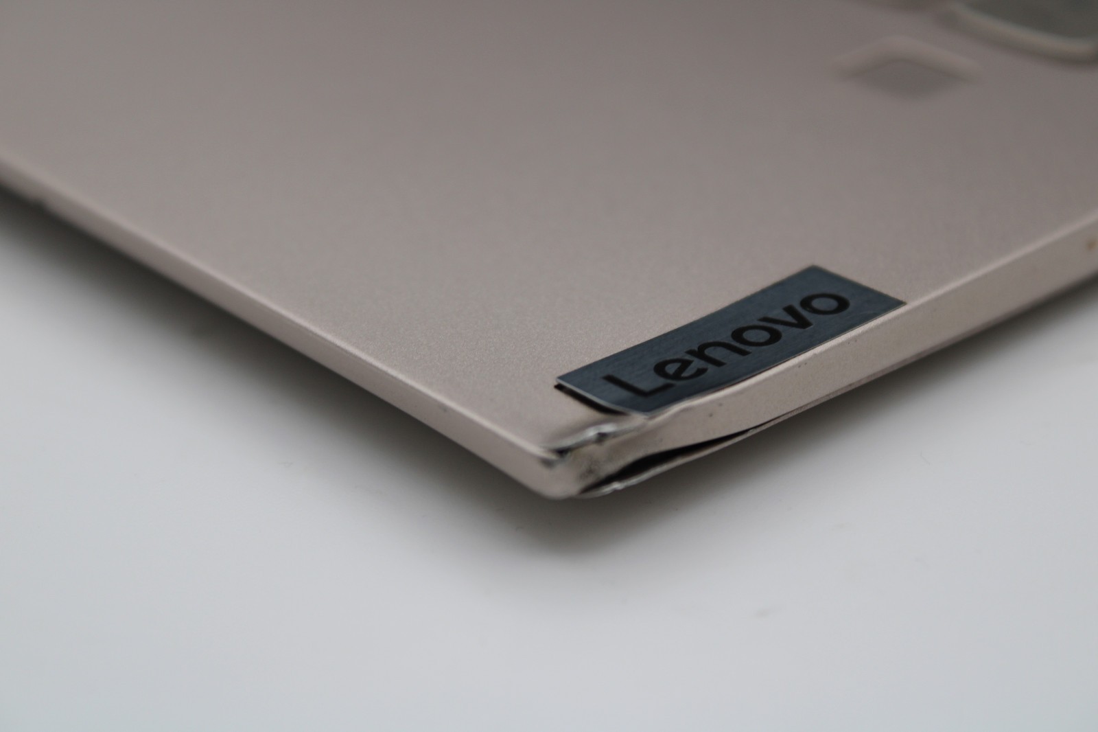 Lenovo Yoga C740-14IML Touch i5-10210U @ 1.6 GHz 8GB RAM 256GB SSD No OS *READ