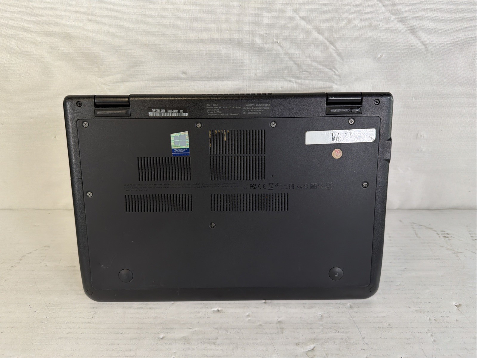 Lenovo ThinkPad Yoga 11E TOUCH Celeron N3450 1.10GHz 4GB NO HDD/OS – FRAME SPLIT