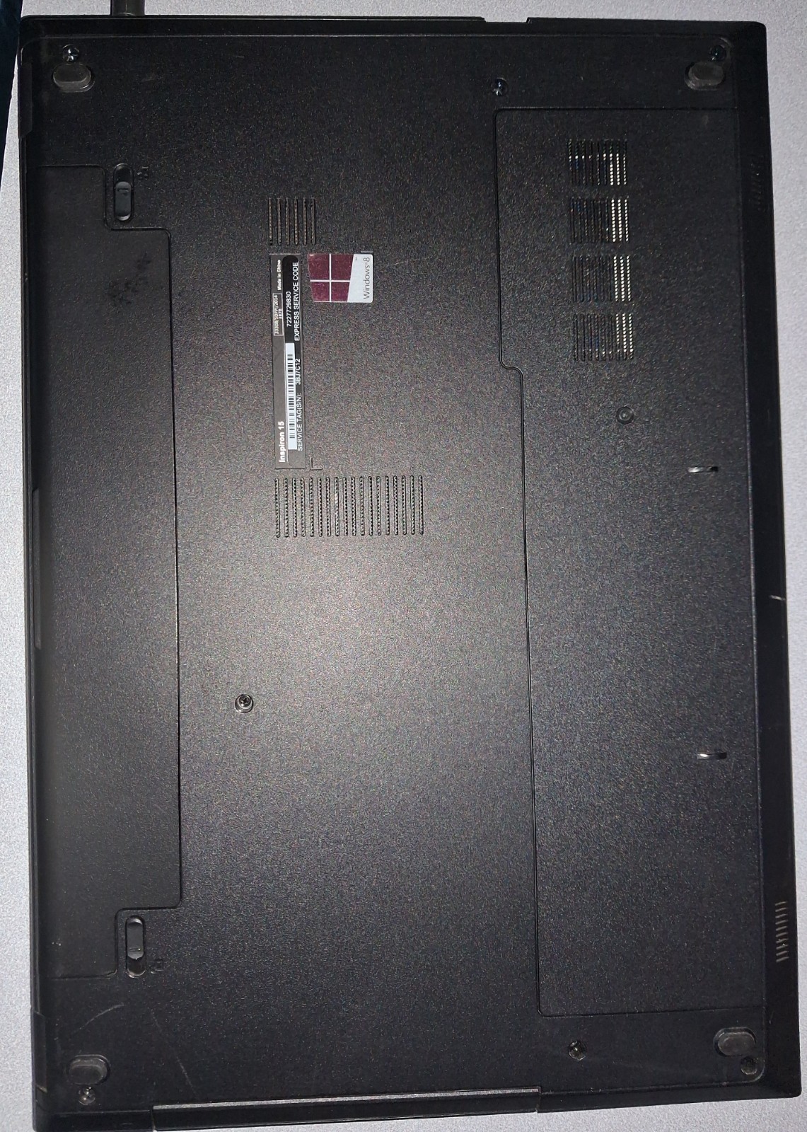 Complete Dell Inspiron 15 3542-Intel Core i5-4210U@1.7GHz, 8GB, 1TB HD-BadScreen